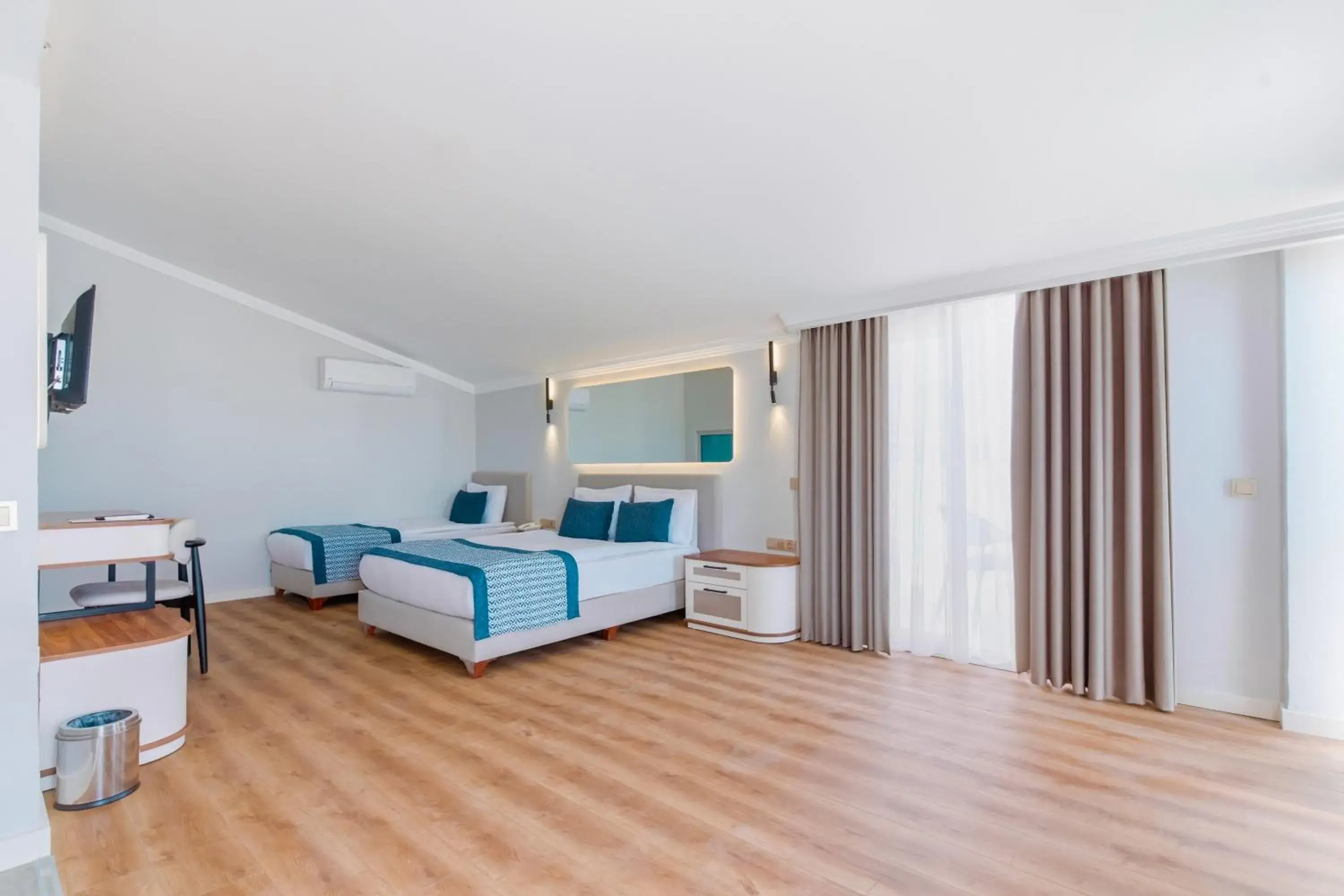 Deluxe Double Room with Sea View in Q Ella Beach Hotel Deluxe Double Room with Sea View in Q Ella Beach Hotel