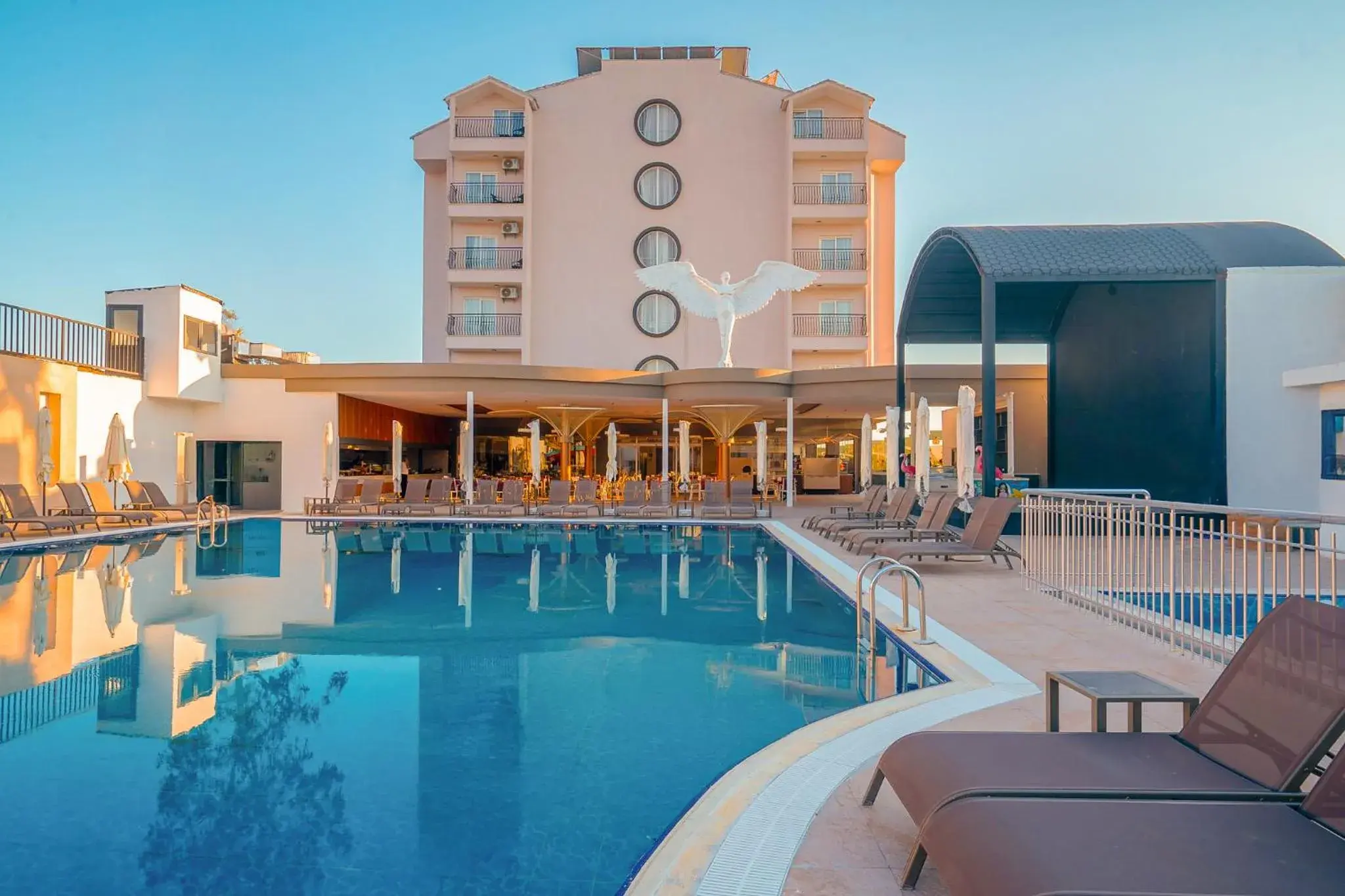 Q Ella Beach Hotel Q Ella Beach Hotel