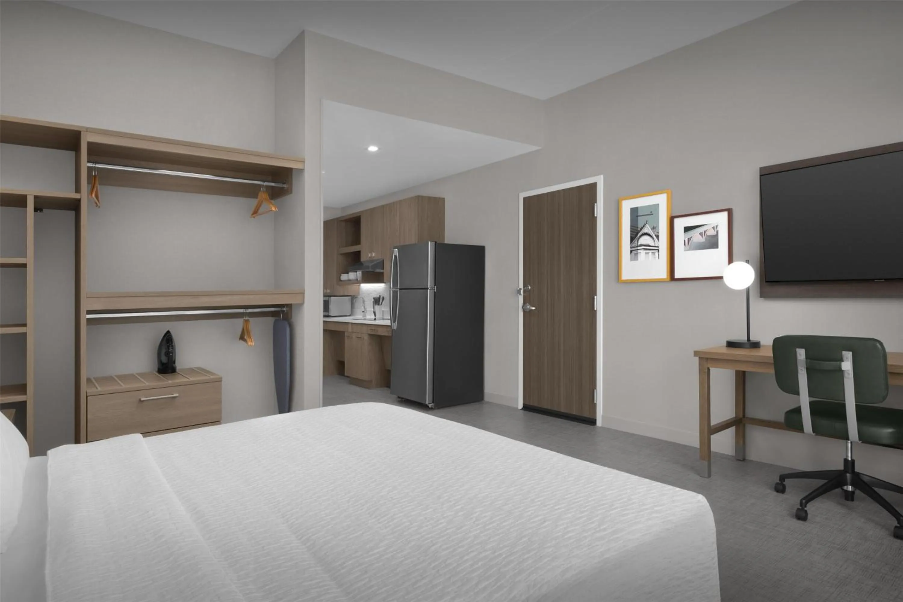 Bedroom, Bed in Homewood Suites By Hilton Columbia Downtown