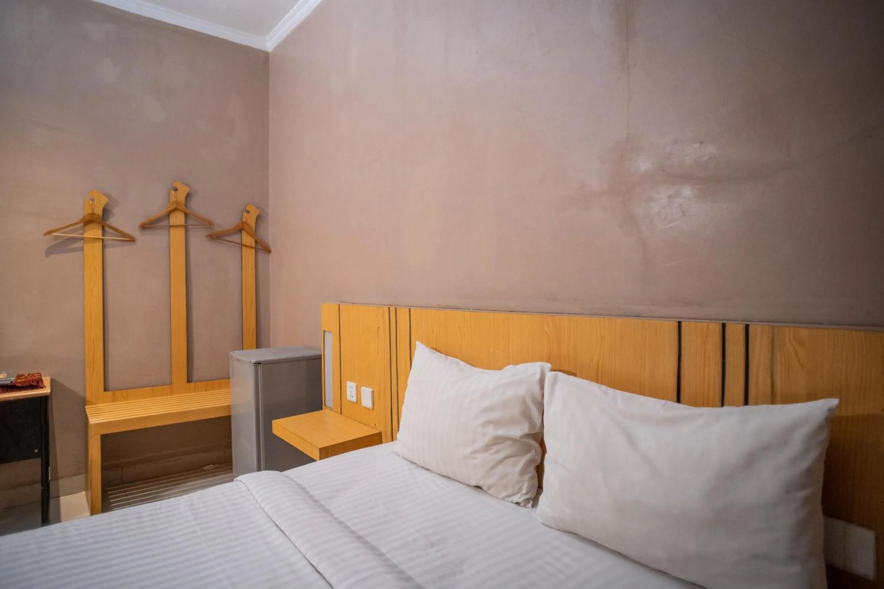 Bedroom, Bed in A'rabia Style Wahid Hasyim