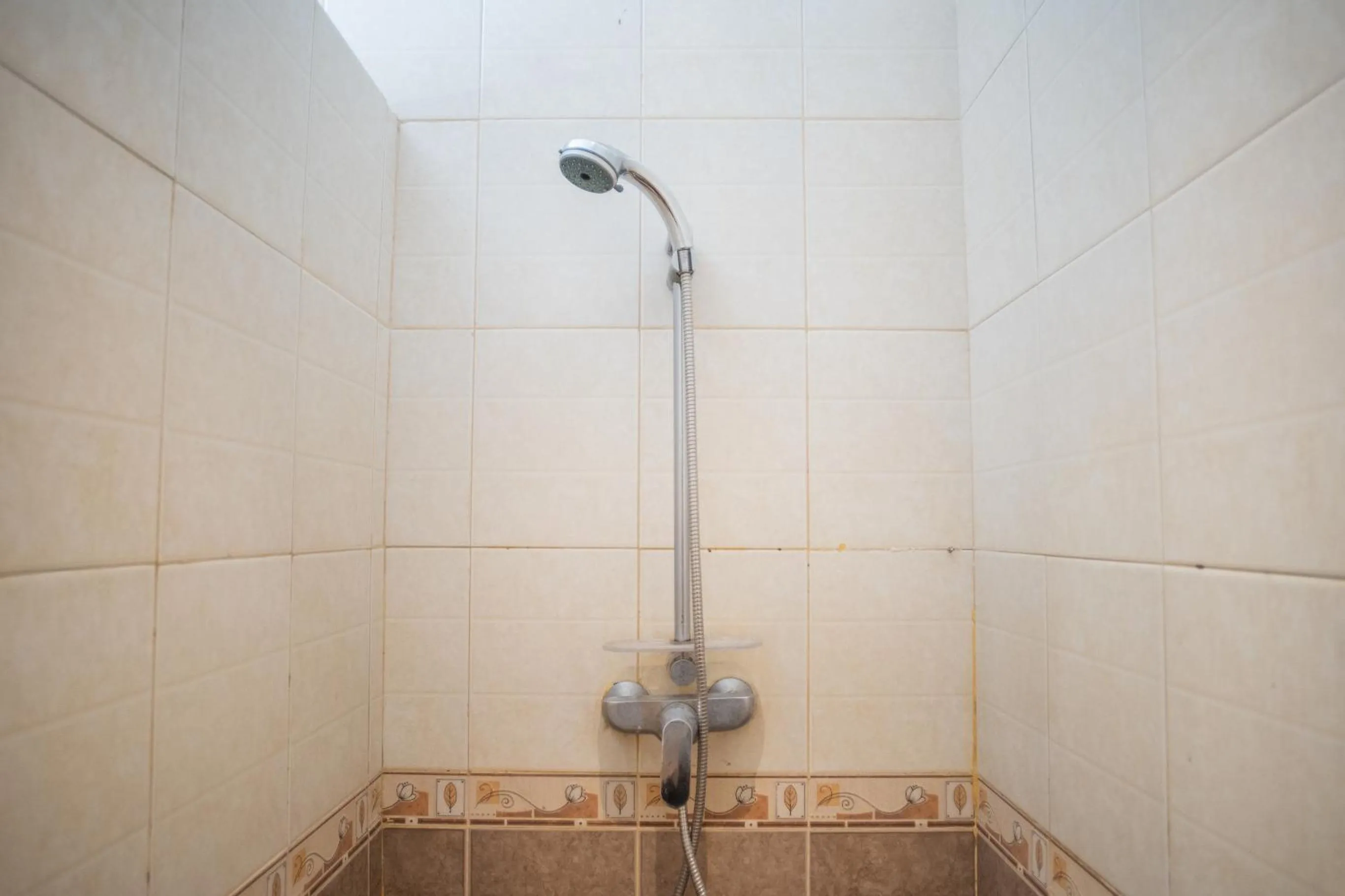 Shower in A'rabia Style Wahid Hasyim