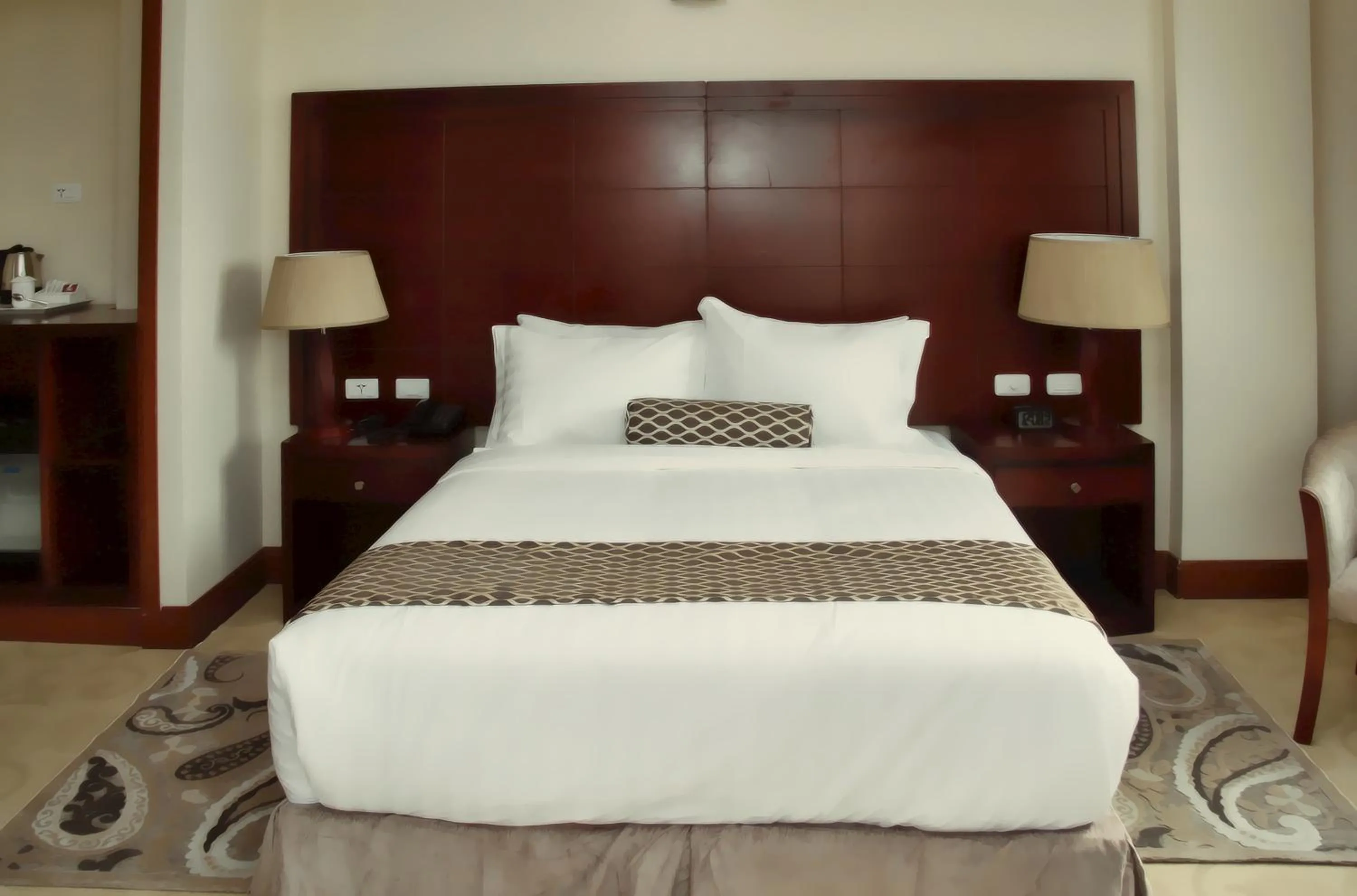 Restaurant/places to eat, Bed in Addissinia Hotel