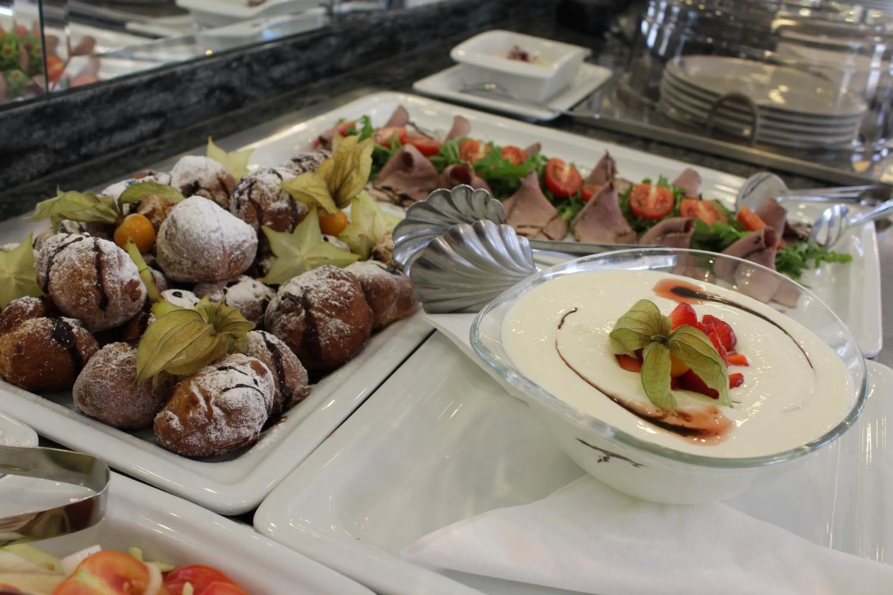 Breakfast in EA Hotel Atlantic Palace