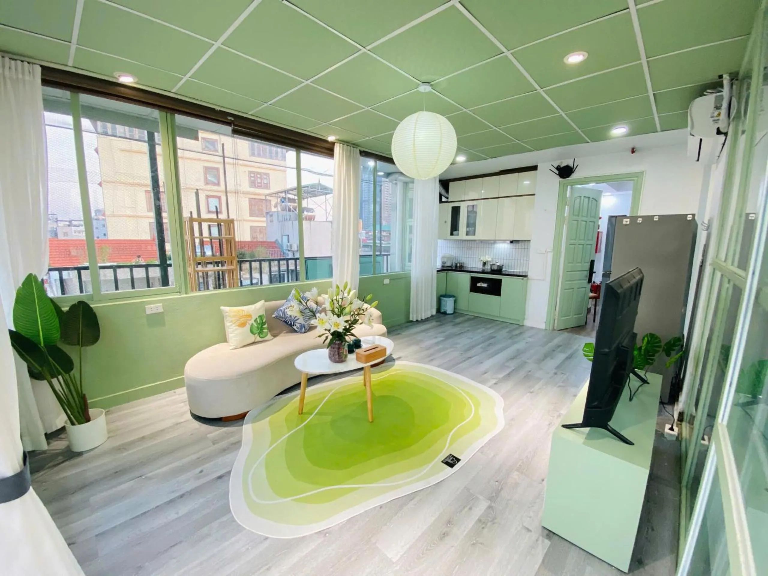 People in Luxe Paradise Residence 76 To Ngoc Van