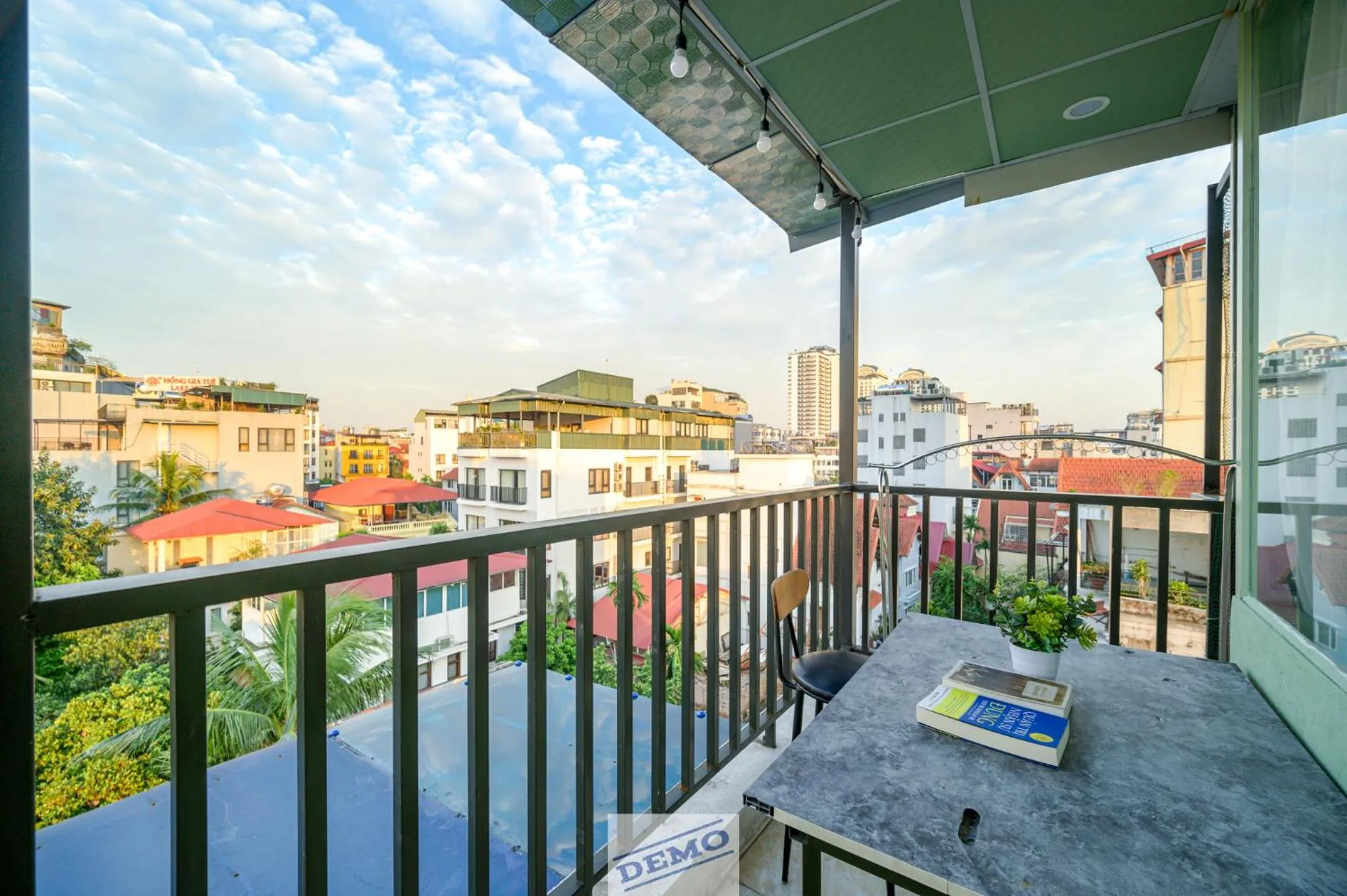 Day in Luxe Paradise Residence 76 To Ngoc Van