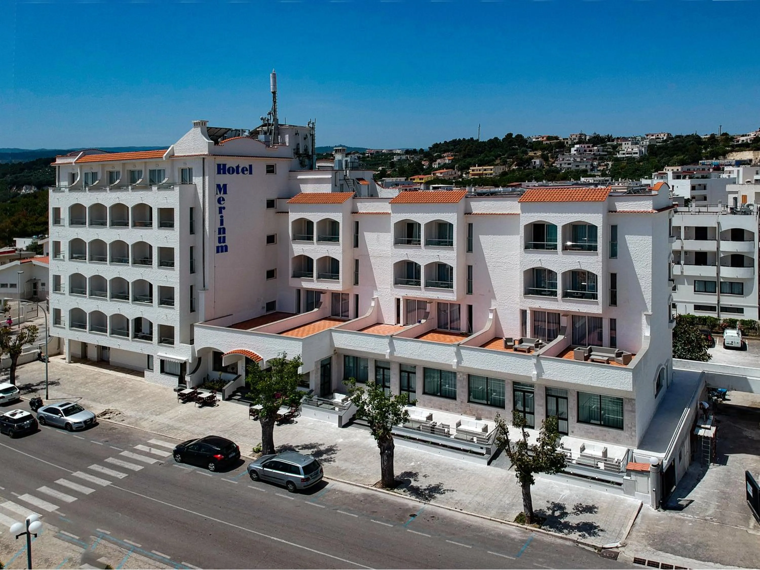 Property building in Hotel Merinum