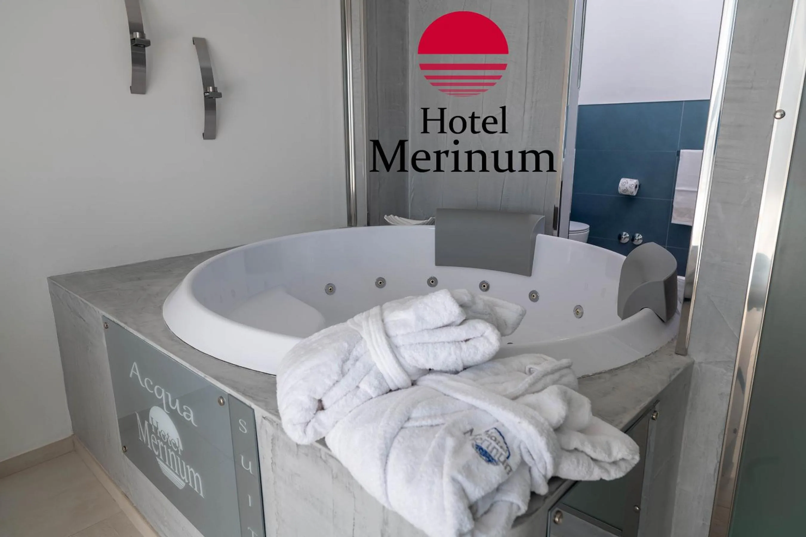 Hot Tub in Hotel Merinum