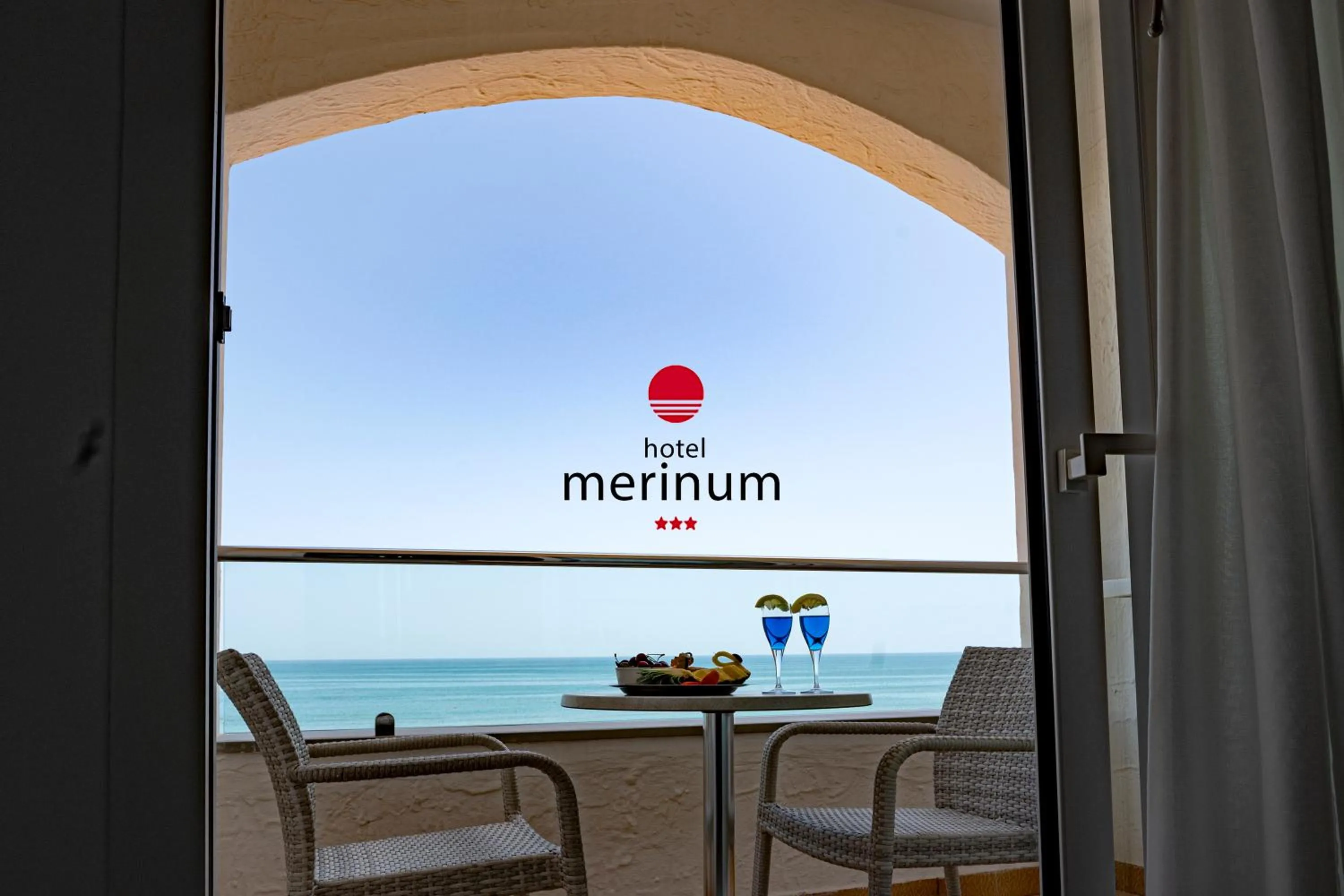 Day in Hotel Merinum