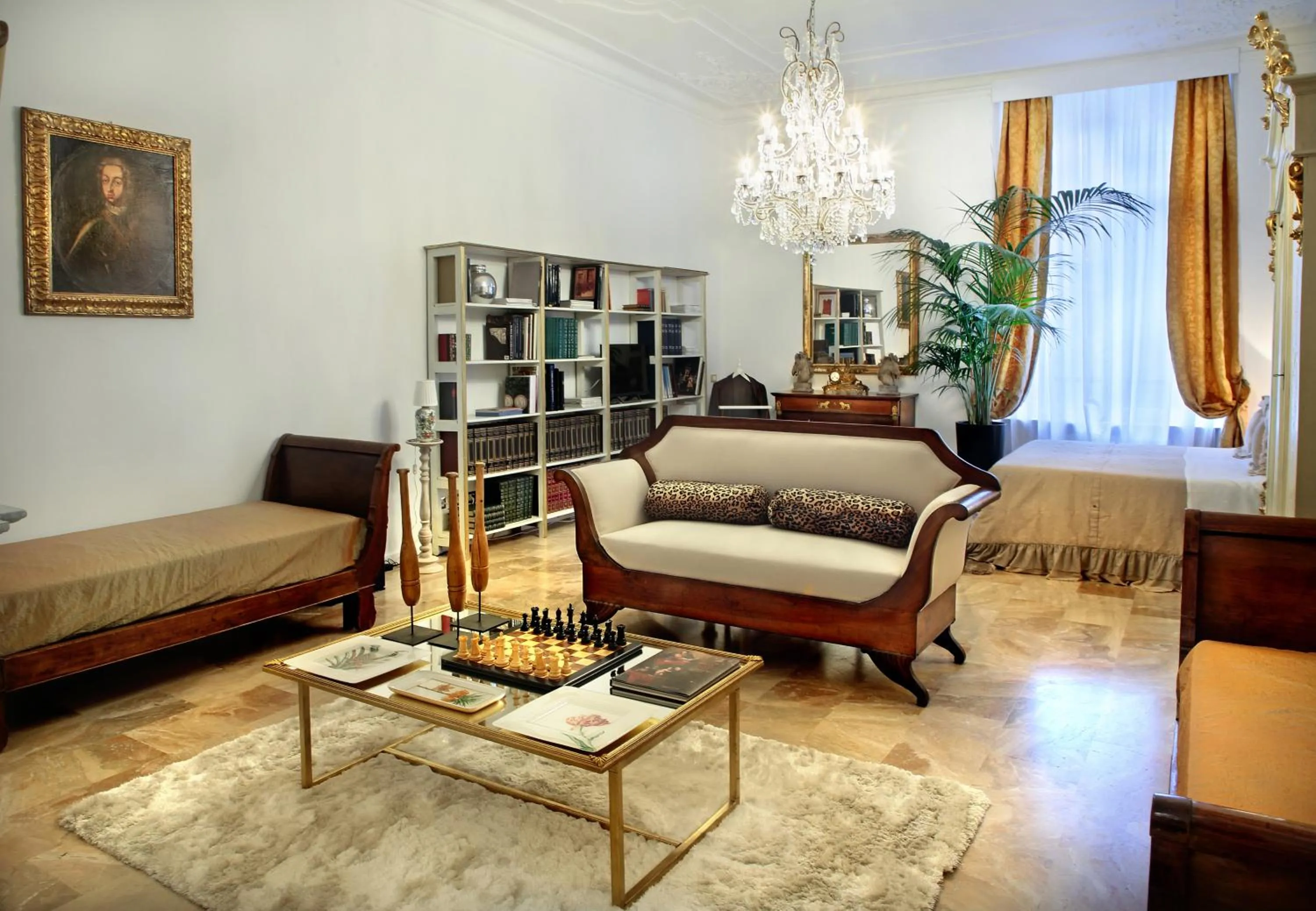 Seating area in Arnaboldi Palace