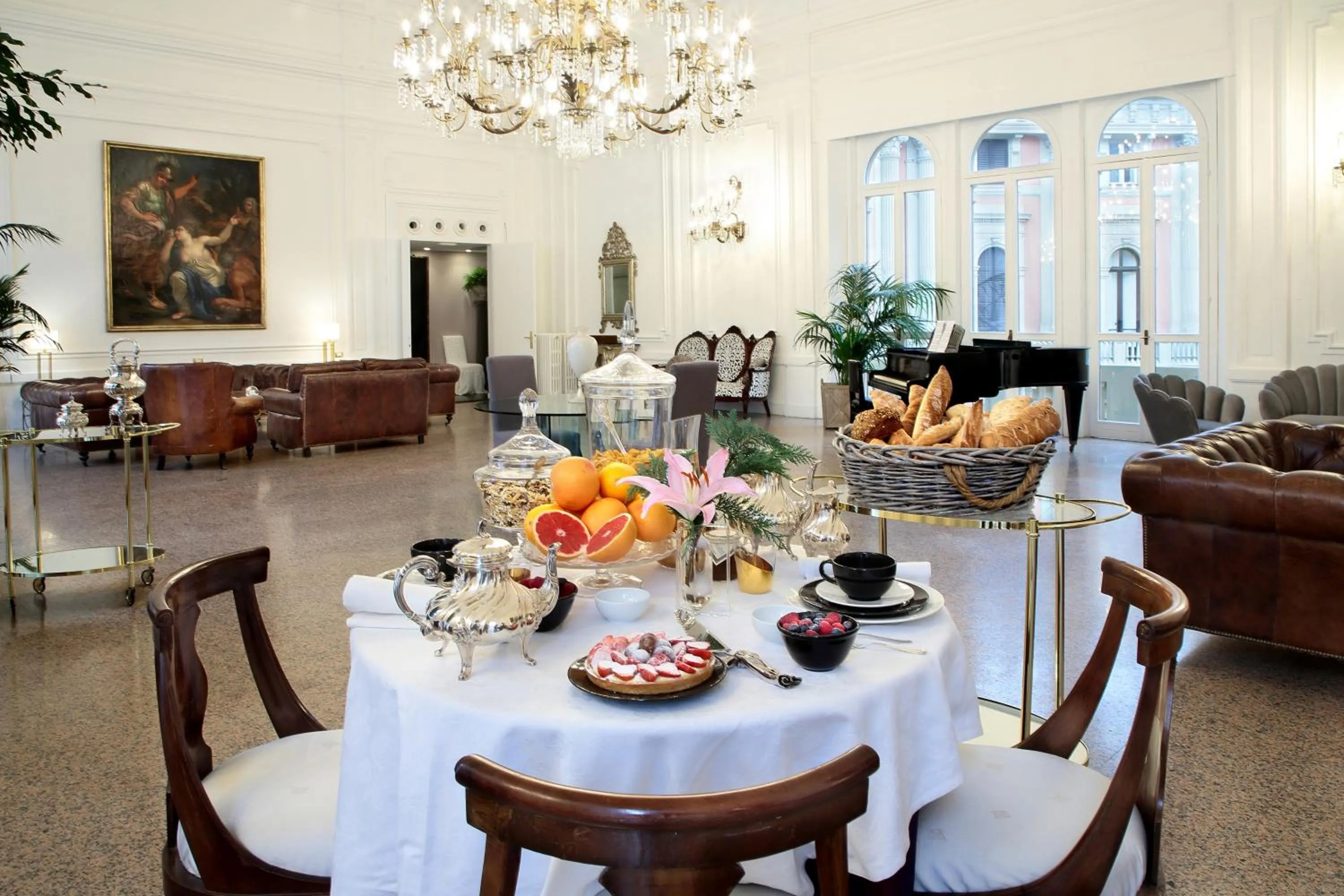 Breakfast in Arnaboldi Palace