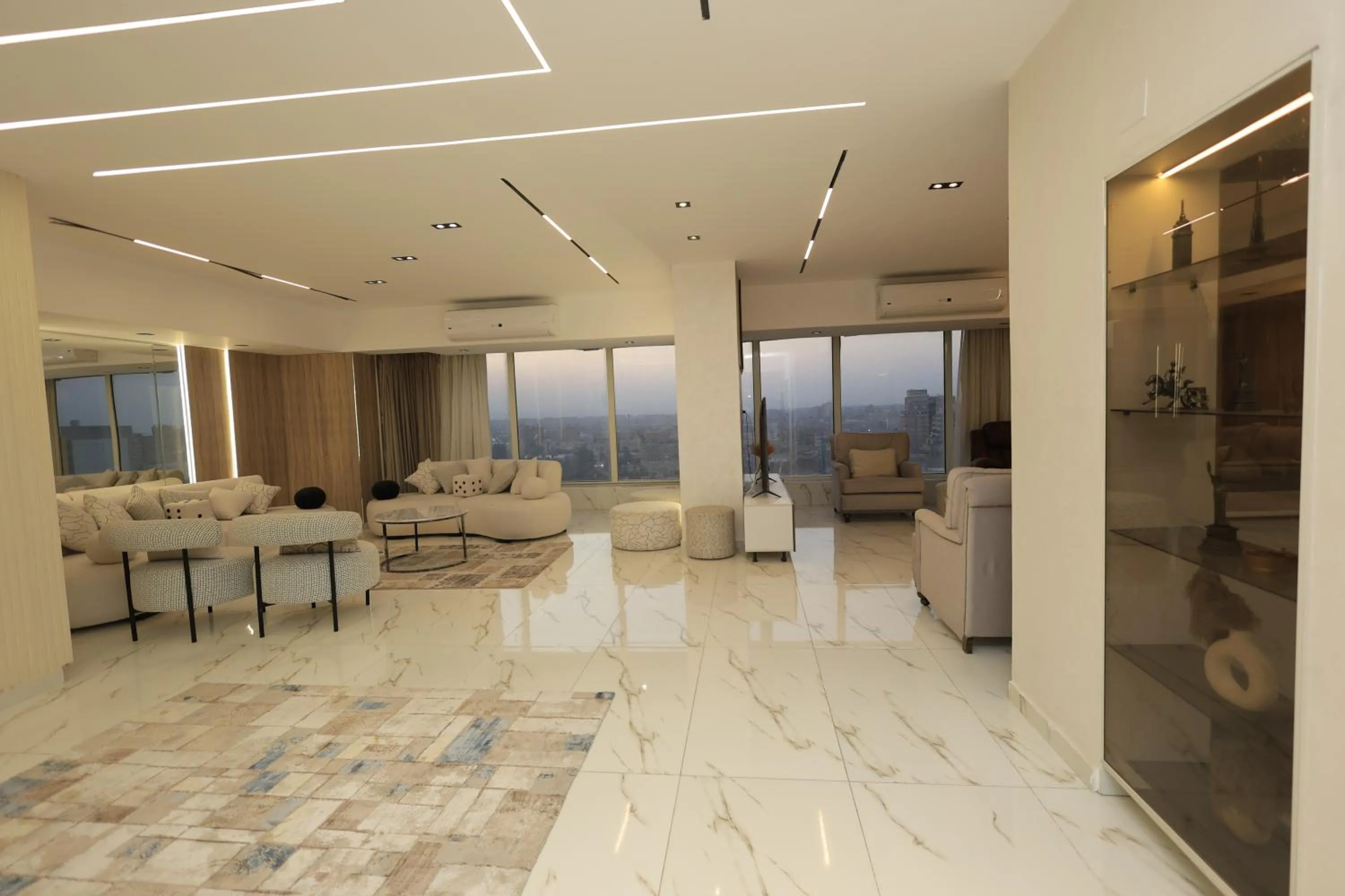 Luxury 3BR Modern with Nile View from All Rooms