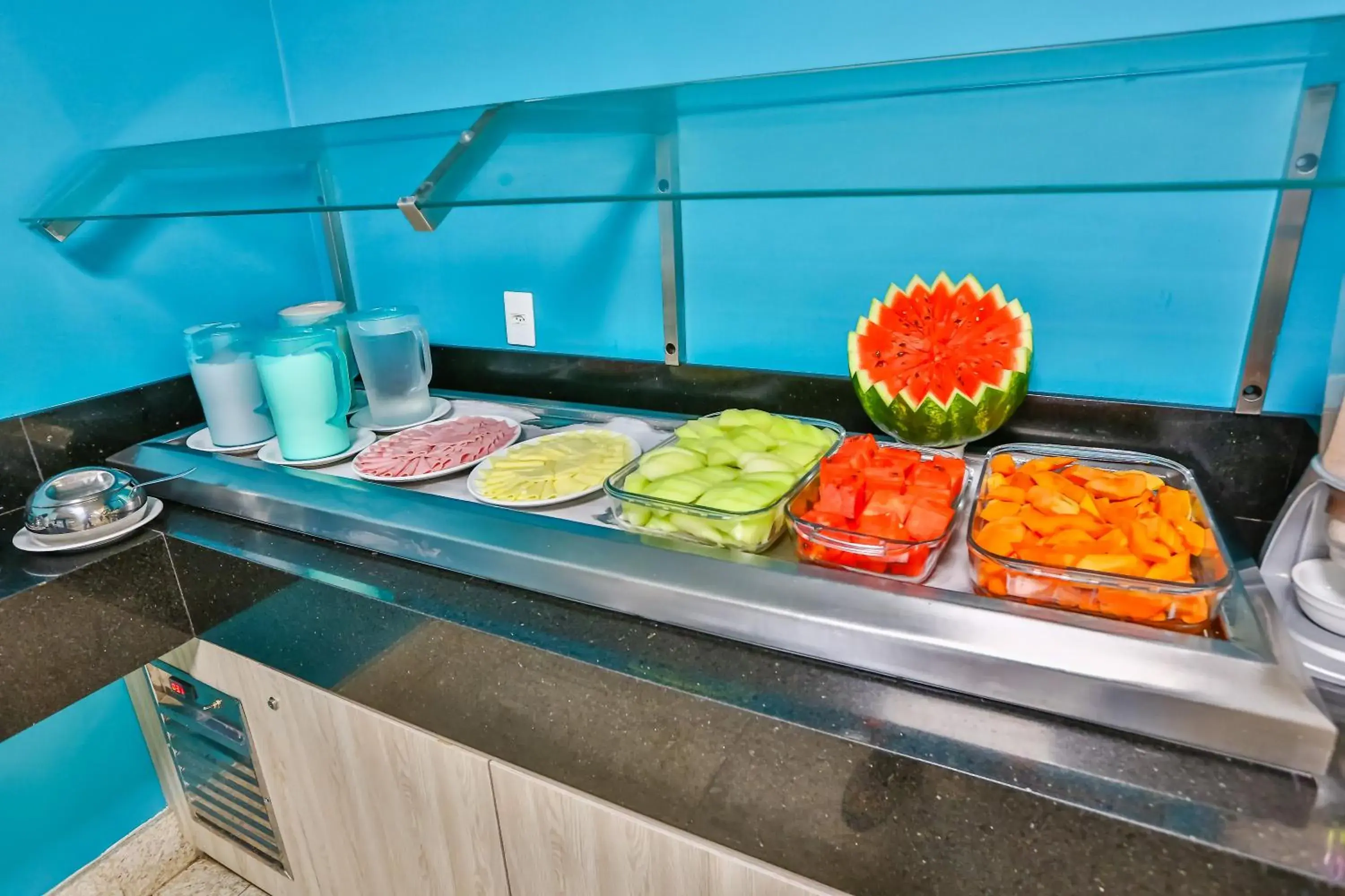 Restaurant/places to eat in Mega Moda Goiania Hotel Restaurant/places to eat in Mega Moda Goiania Hotel