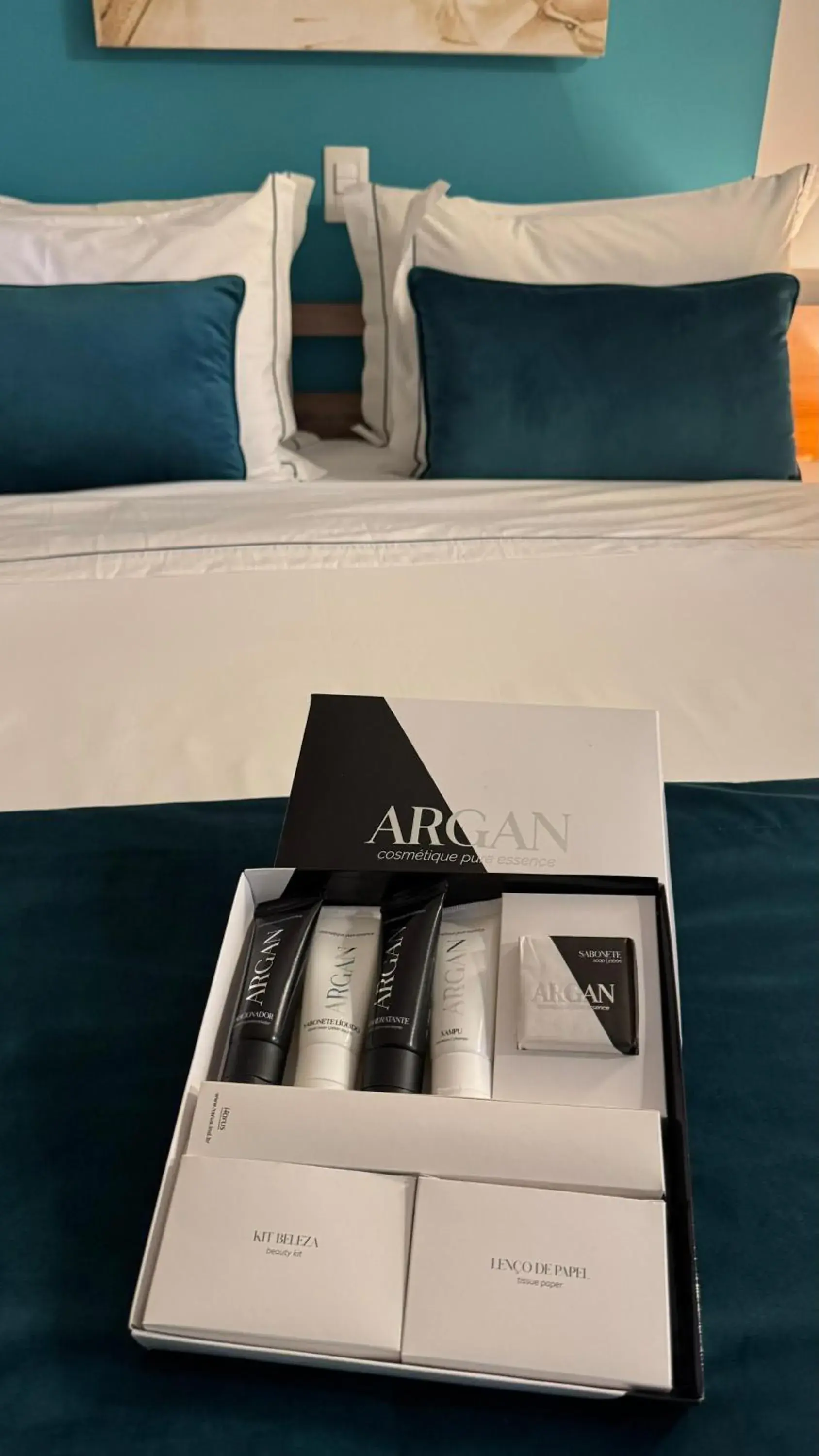 Bedroom, Bed in Mega Moda Goiania Hotel Bedroom, Bed in Mega Moda Goiania Hotel