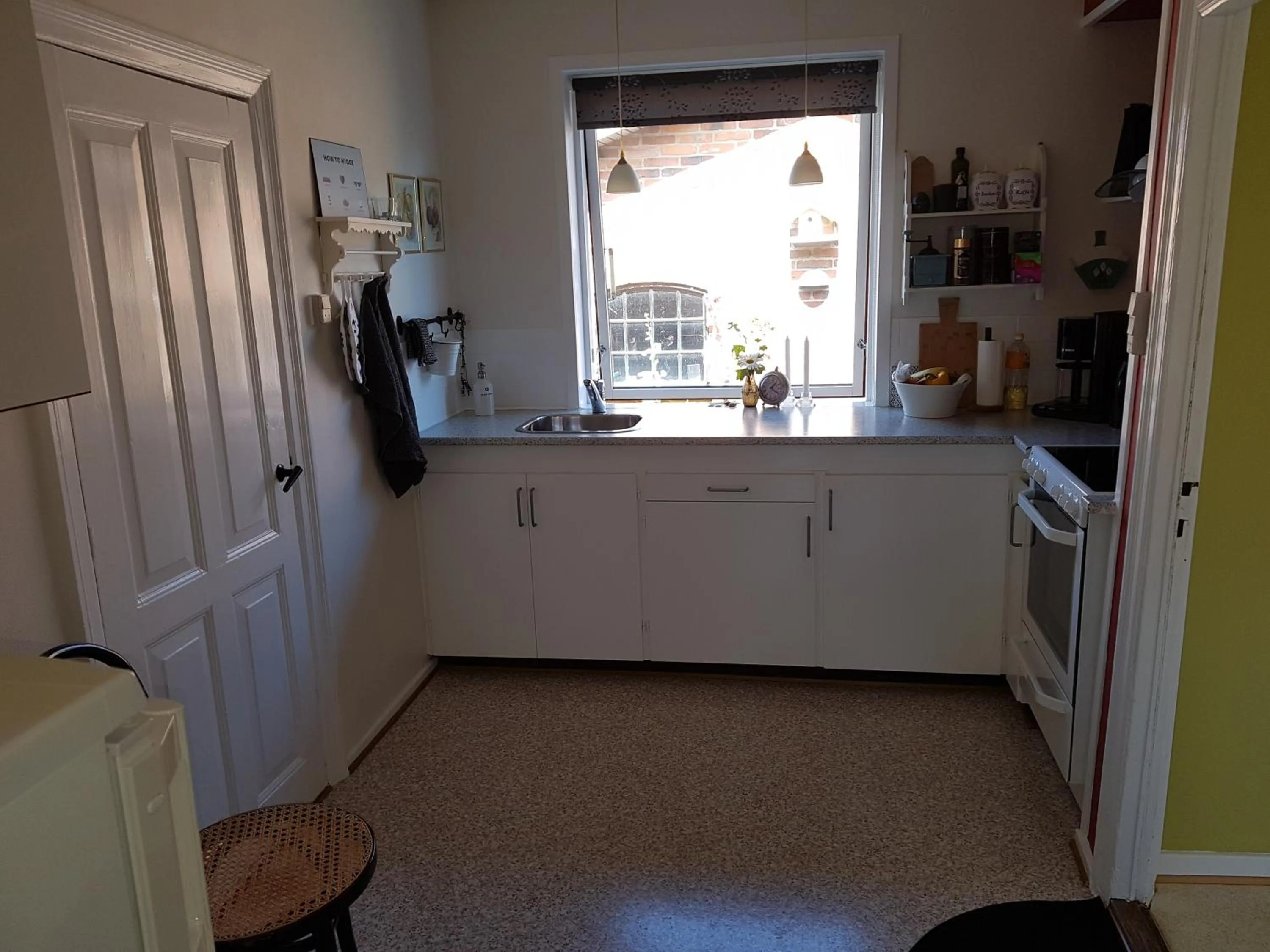 Kitchen or kitchenette in B&B Villa Filsø