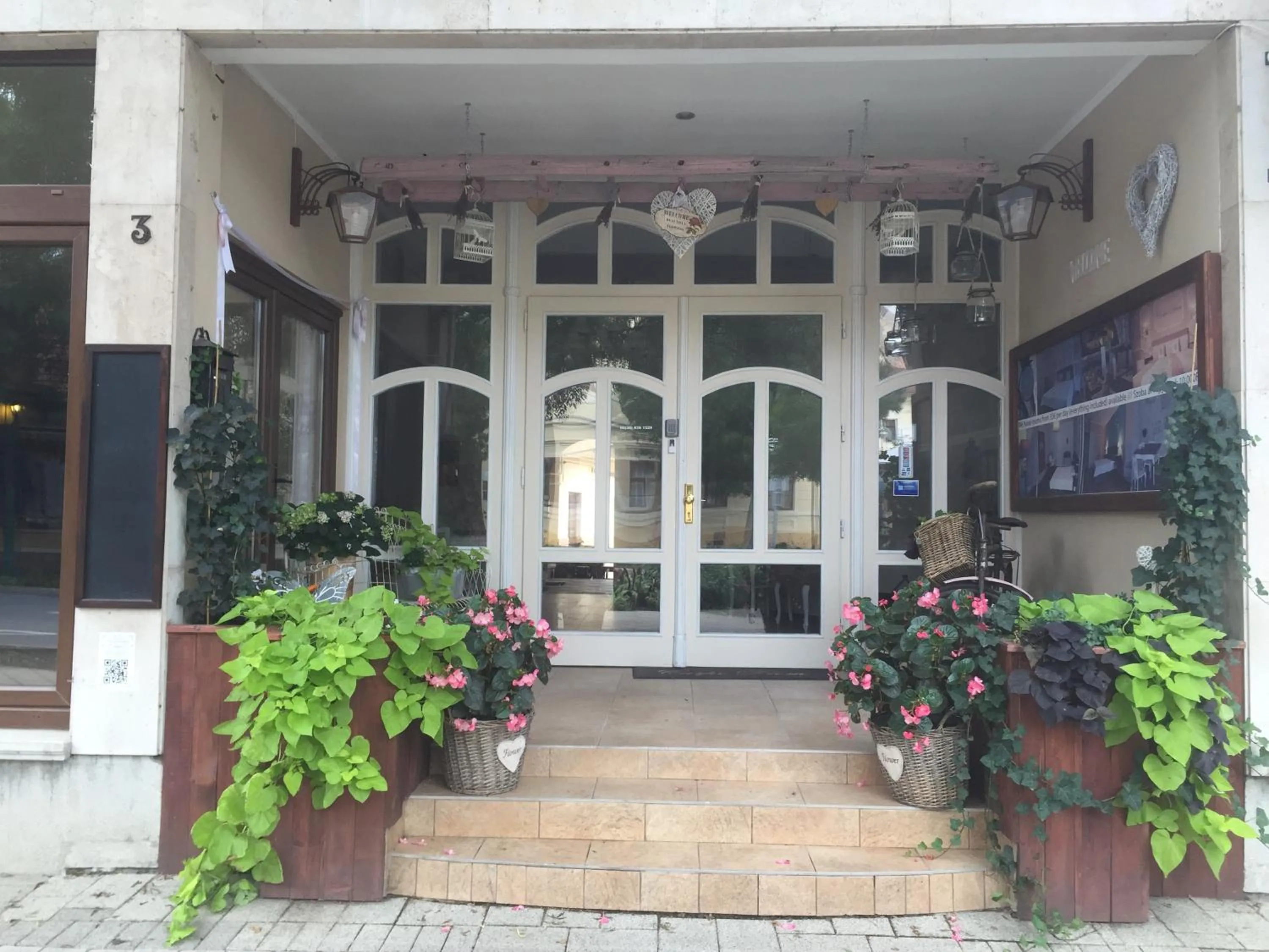 Property building in Guest House Romantika Panzio