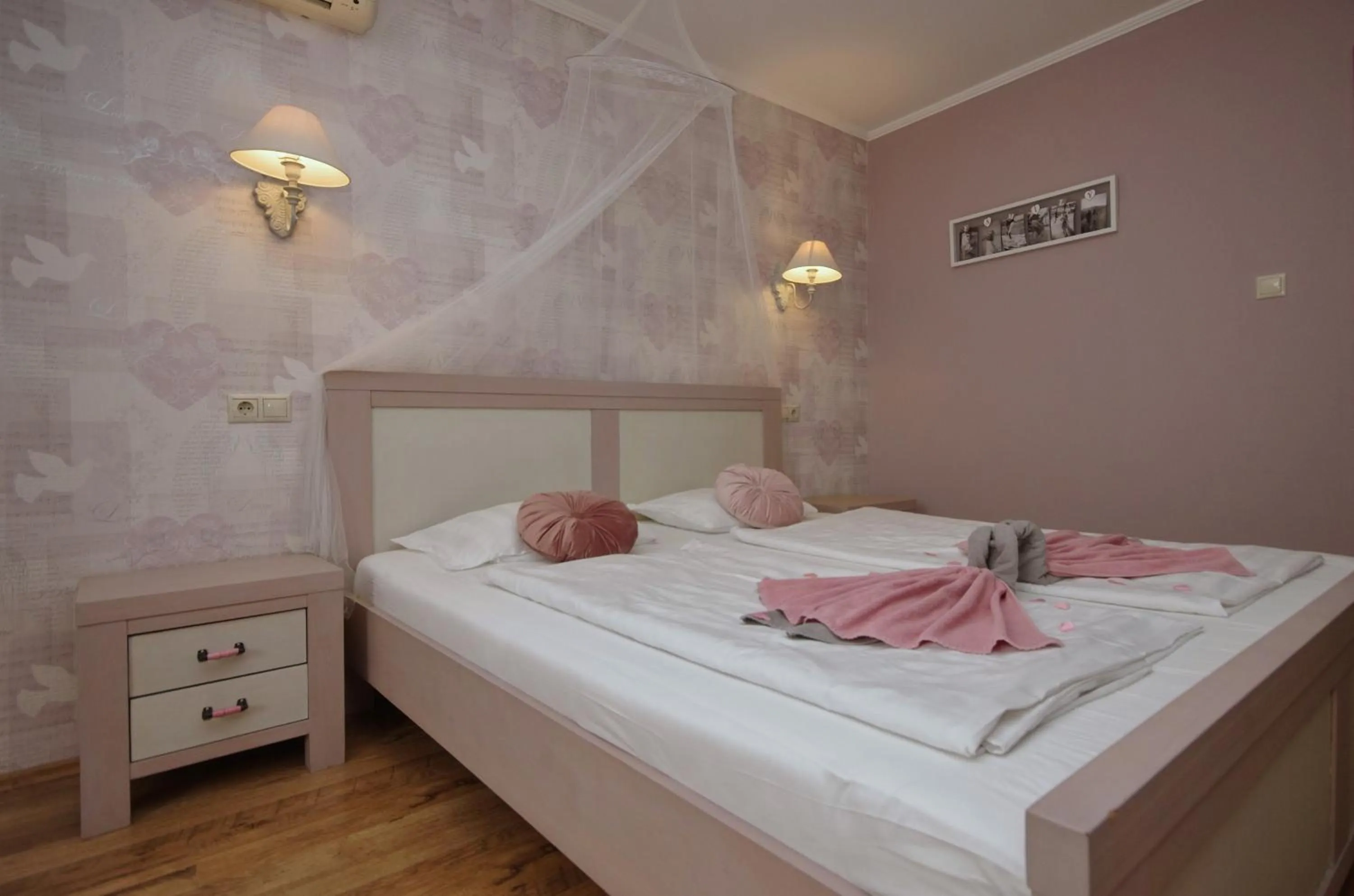 Bed in Guest House Romantika Panzio