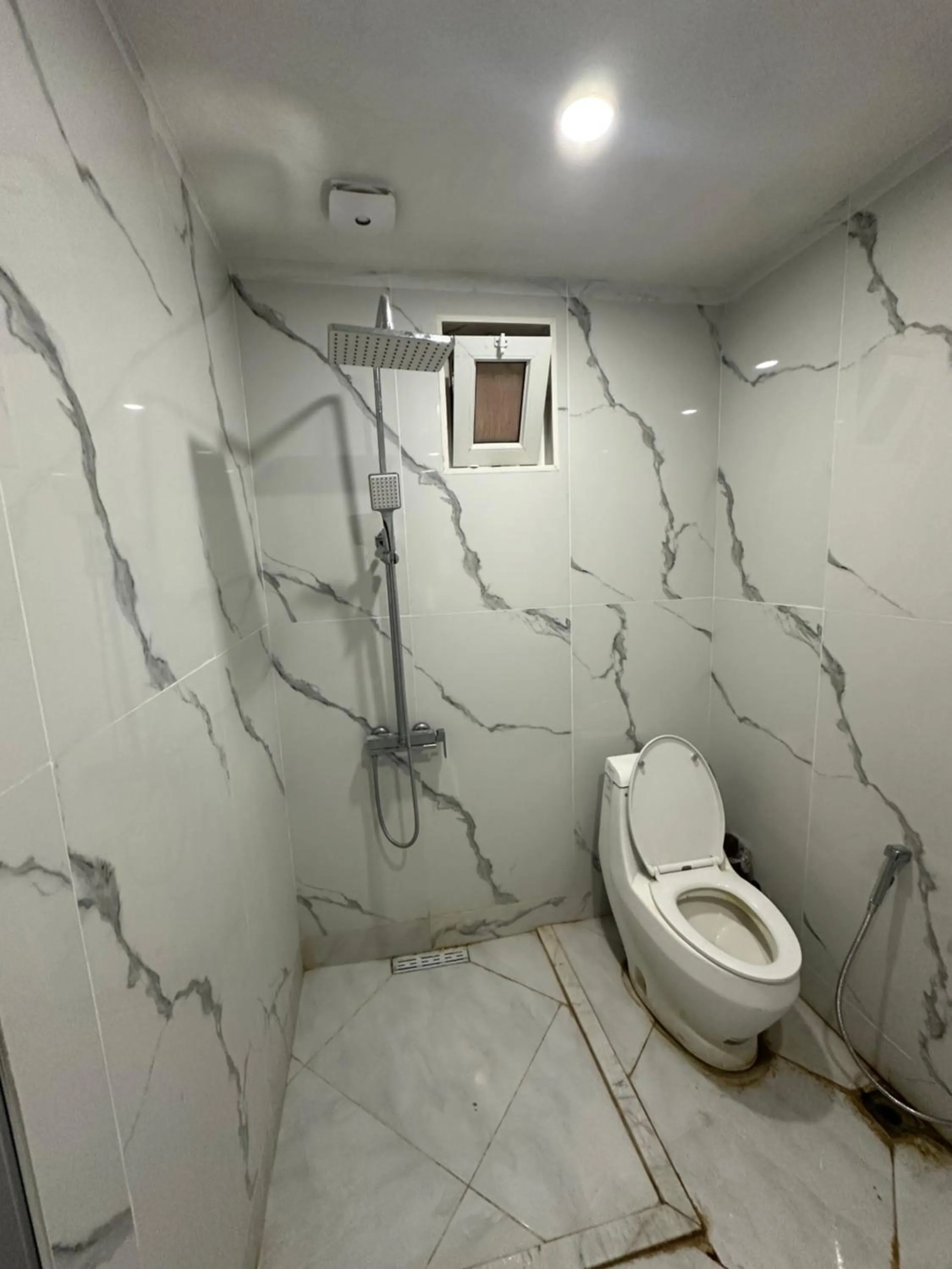 Bathroom in Rova Hostel