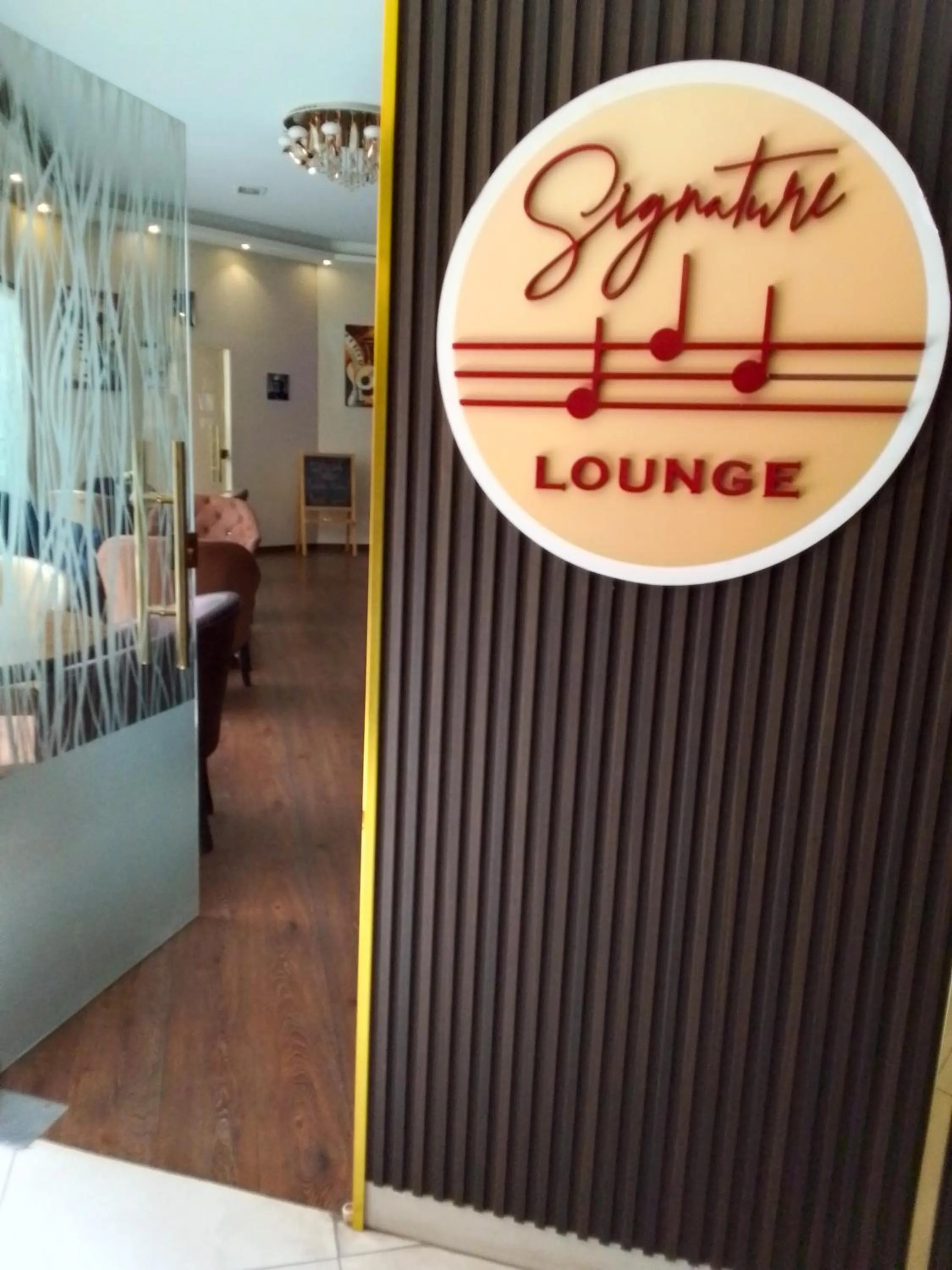 Lounge or bar in The Signature Hotel Amman