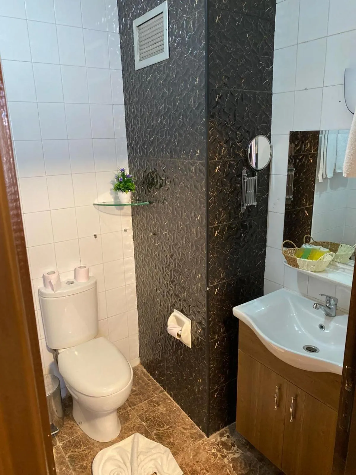 Bathroom in The Signature Hotel Amman