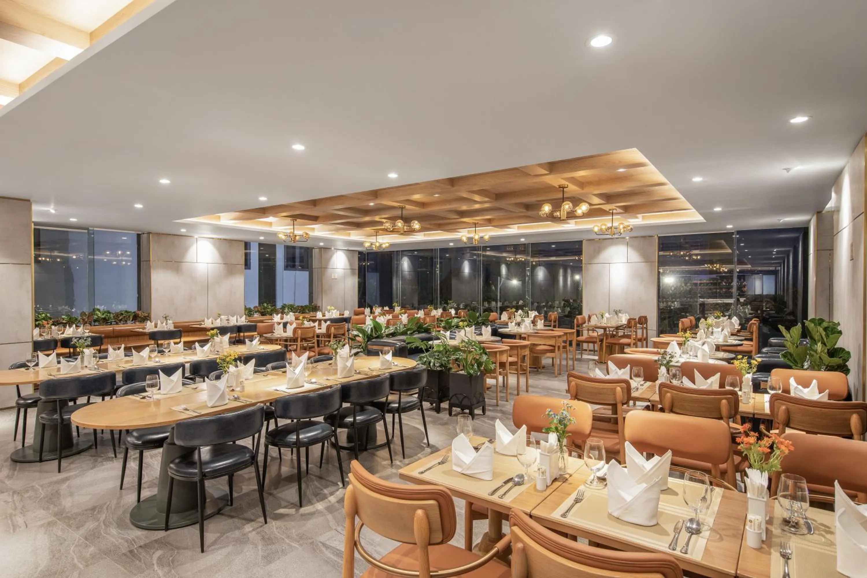 Restaurant/places to eat in PHUC LONG LUXURY Danang