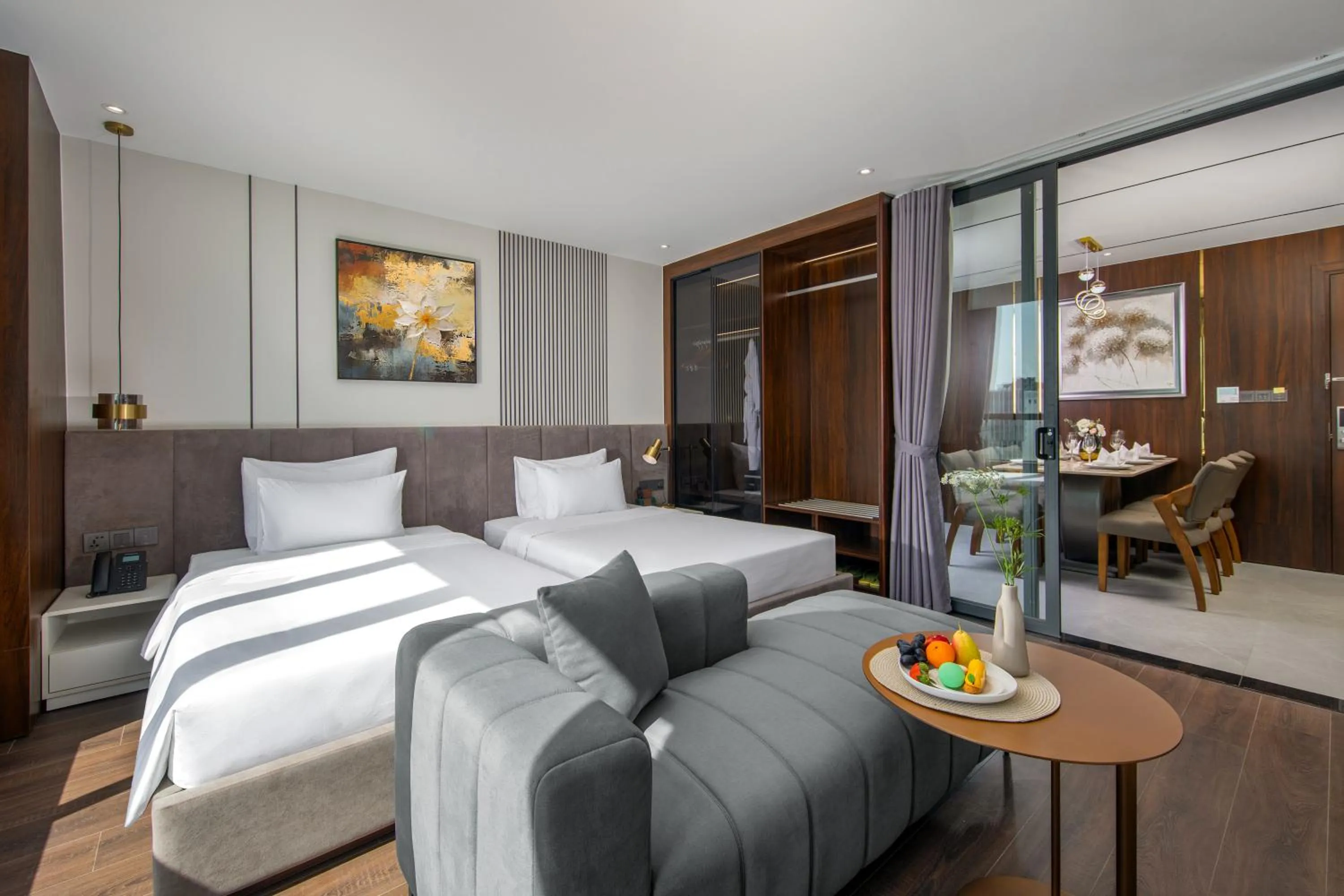 Photo of the whole room, Bed in PHUC LONG LUXURY Danang