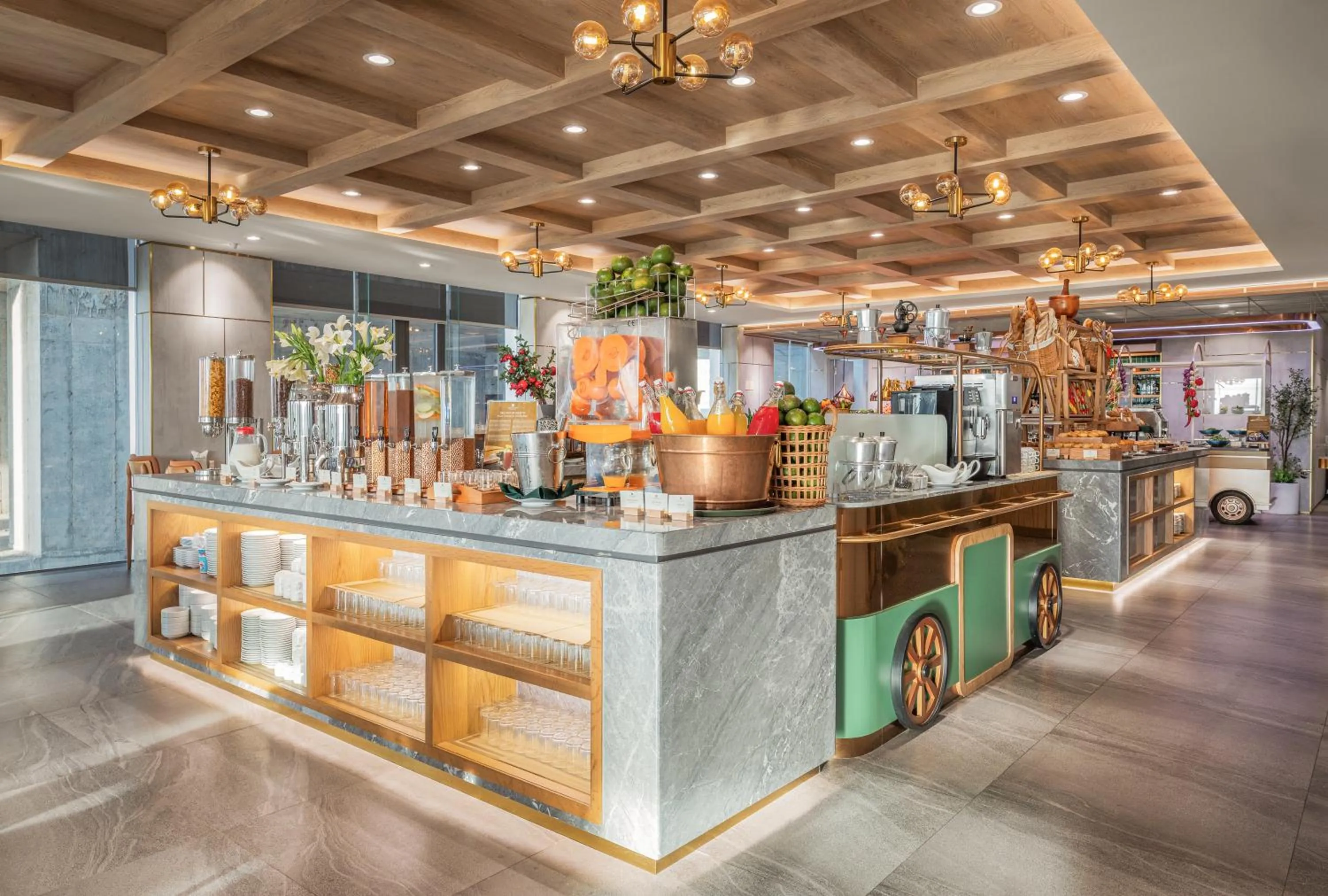 Restaurant/places to eat in PHUC LONG LUXURY Danang