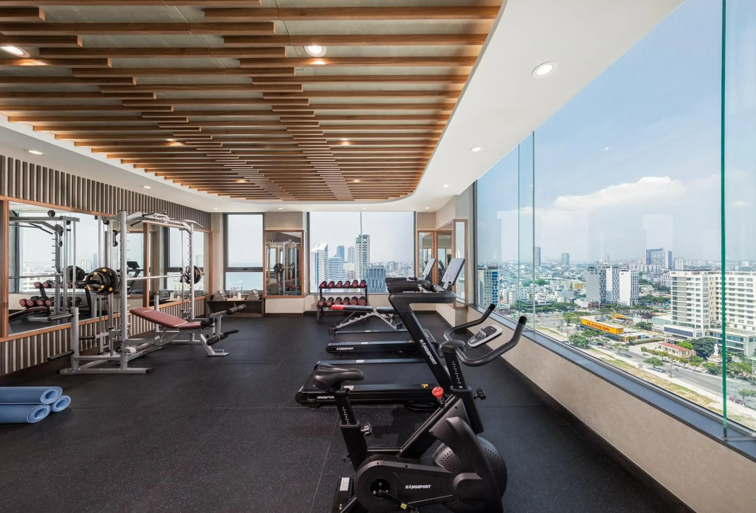 Fitness centre/facilities in PHUC LONG LUXURY Danang Fitness centre/facilities in PHUC LONG LUXURY Danang