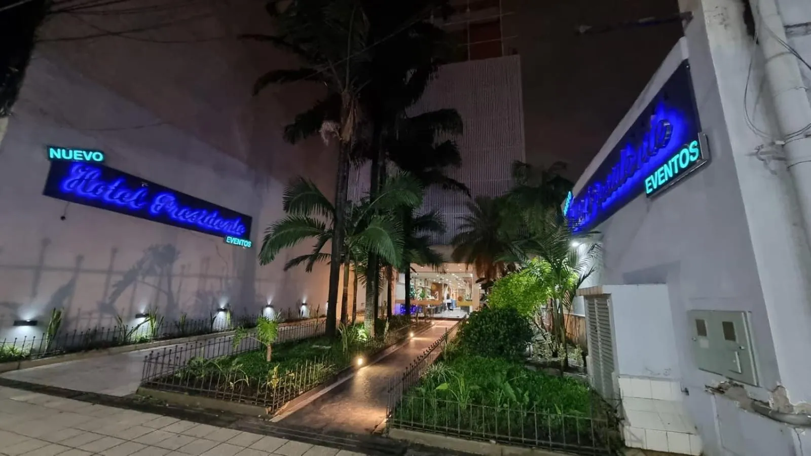 Property building in Hotel Presidente