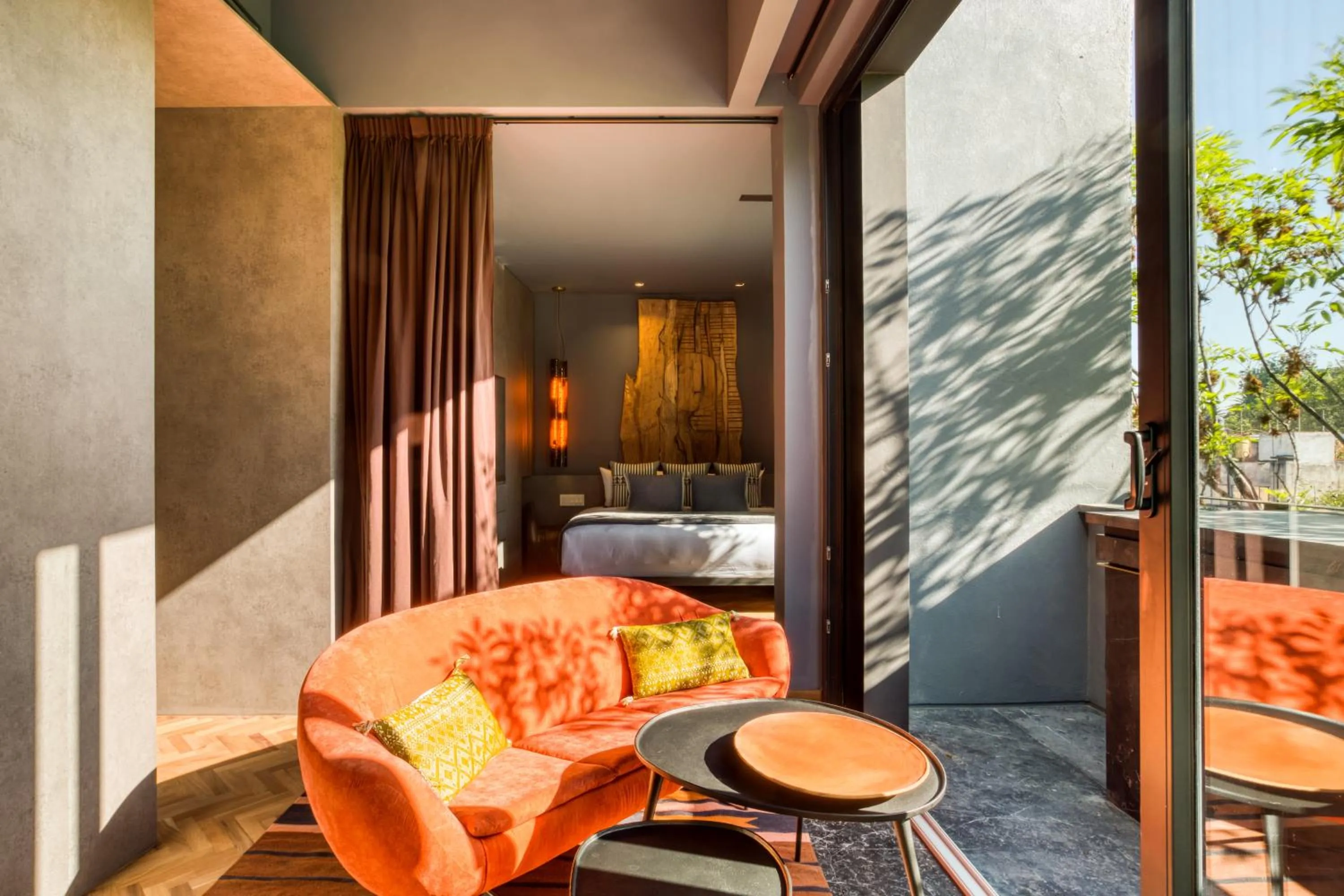 Seating area, Bed in El Alfonsa