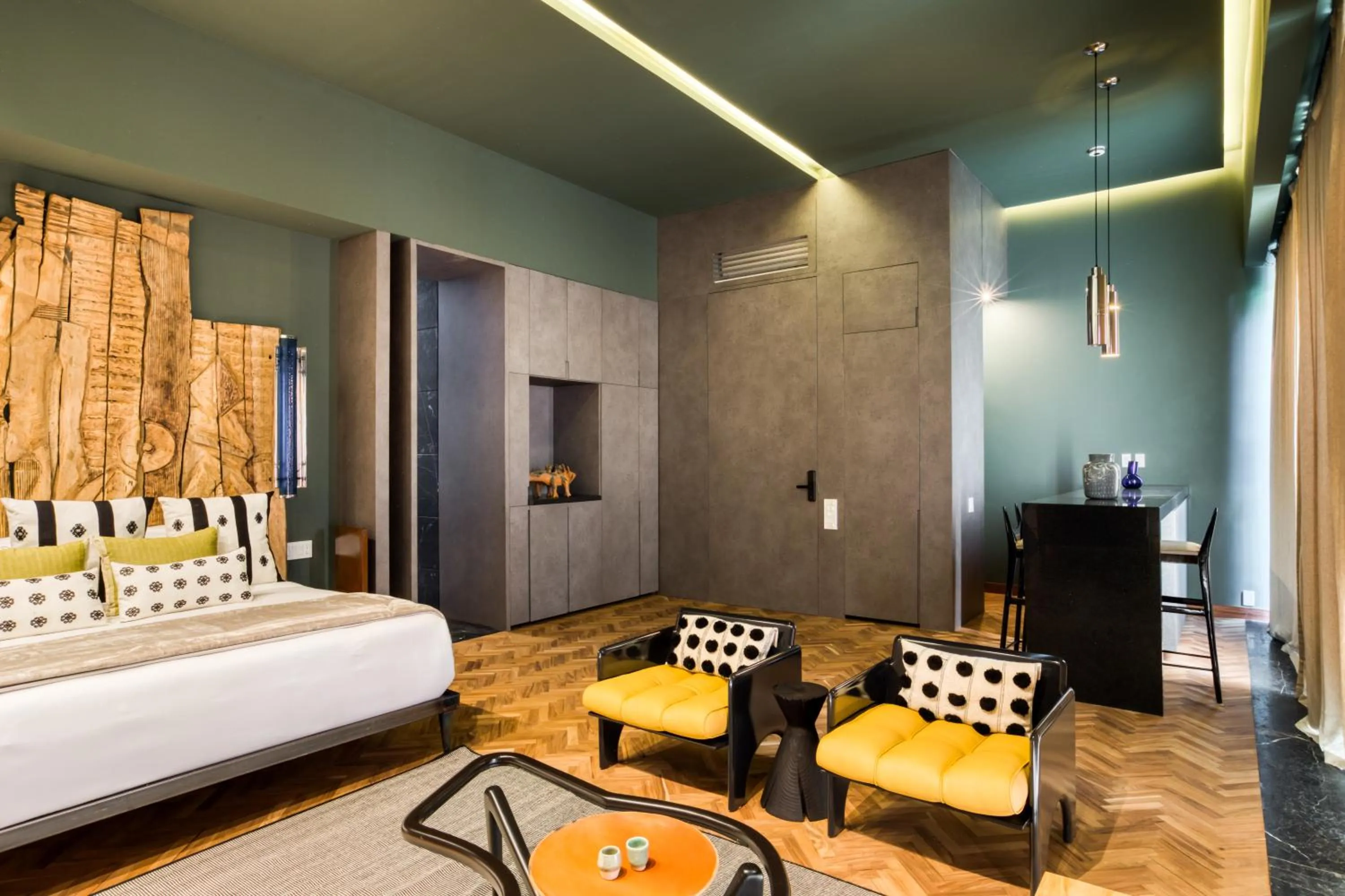 Seating area, Bed in El Alfonsa