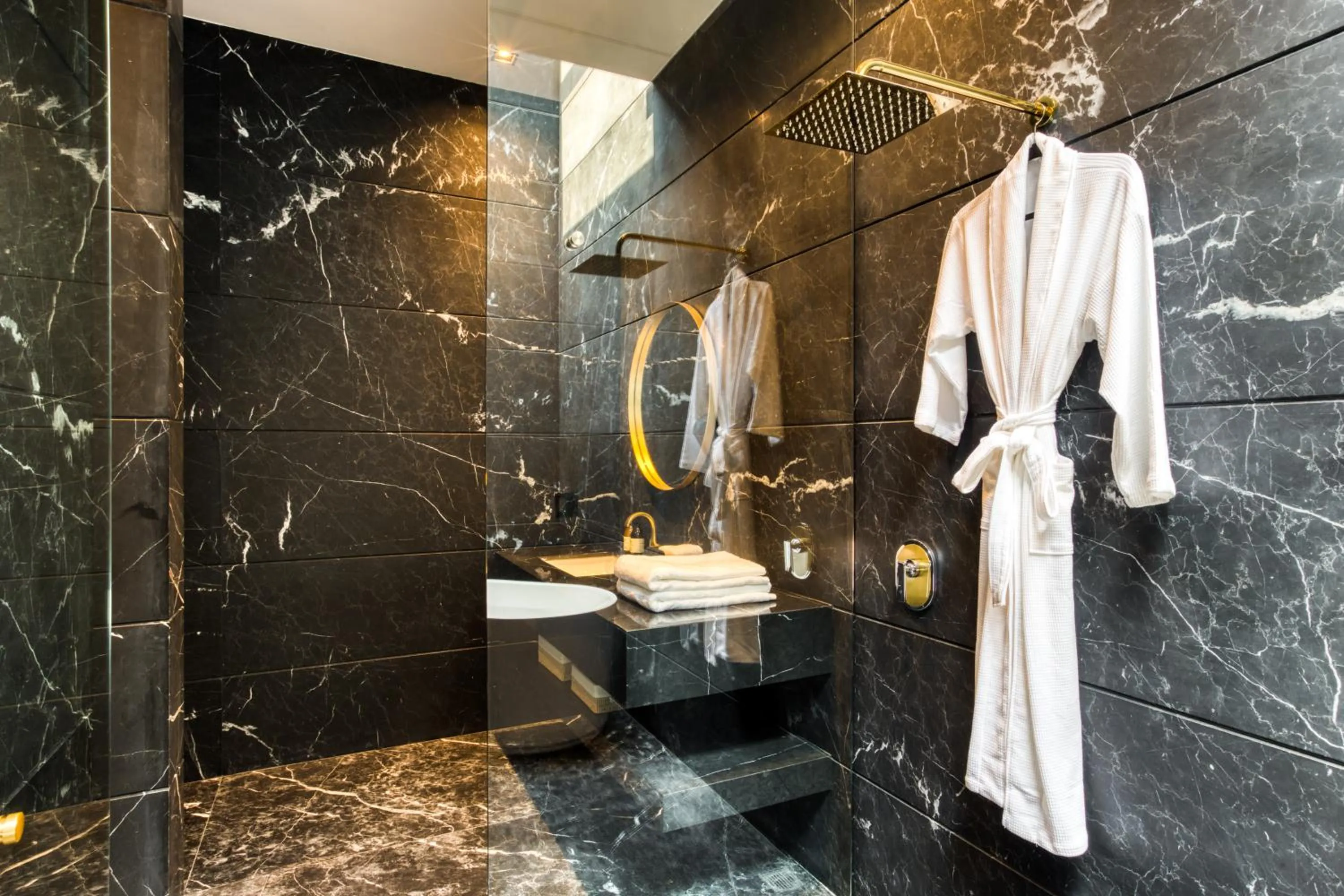 Toilet in El Alfonsa