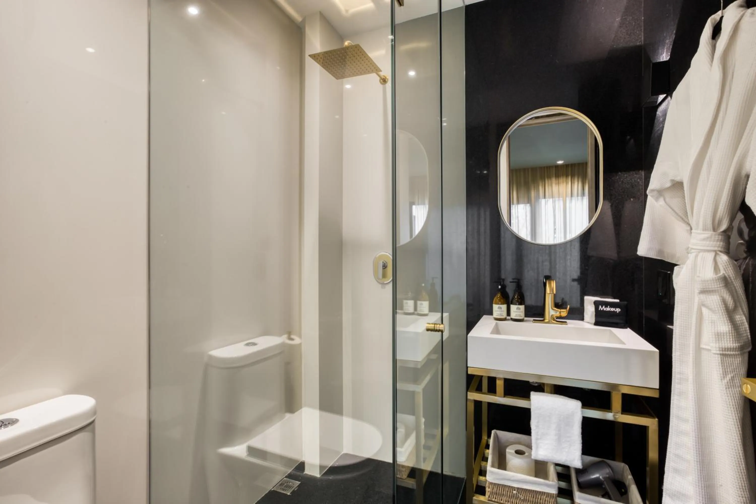 Bathroom in El Alfonsa