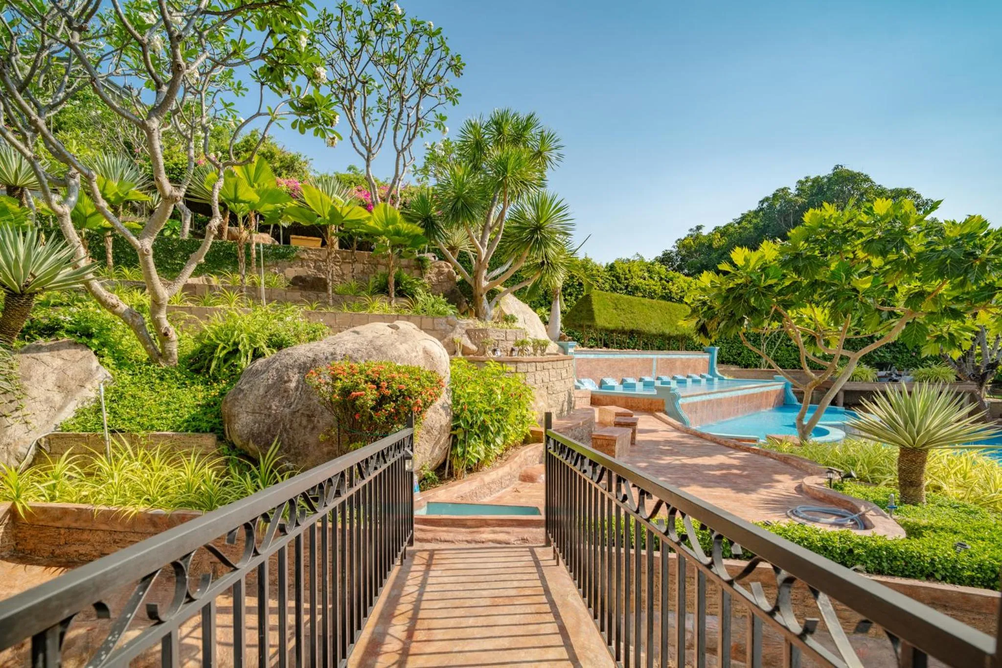 Garden in Green Oasis Nha Trang Resort