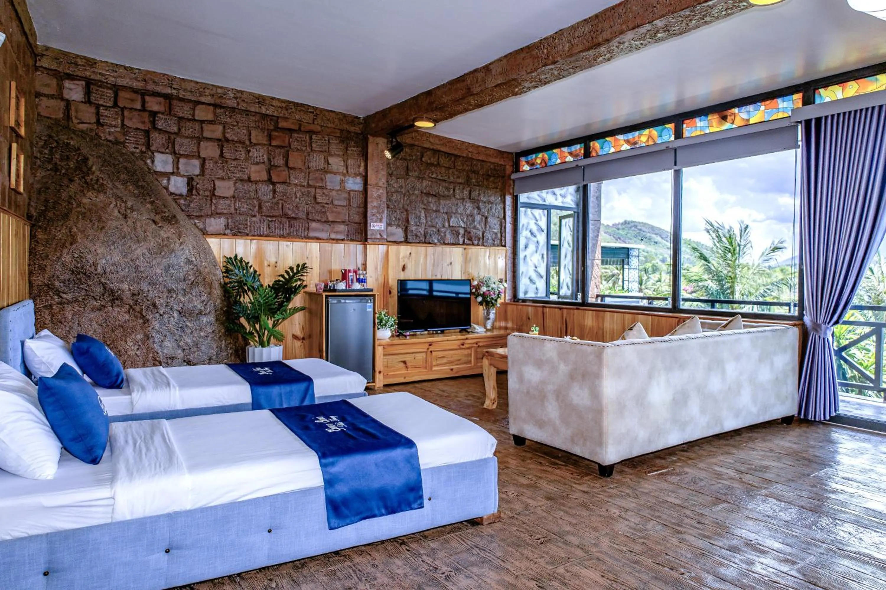 Photo of the whole room in Green Oasis Nha Trang Resort