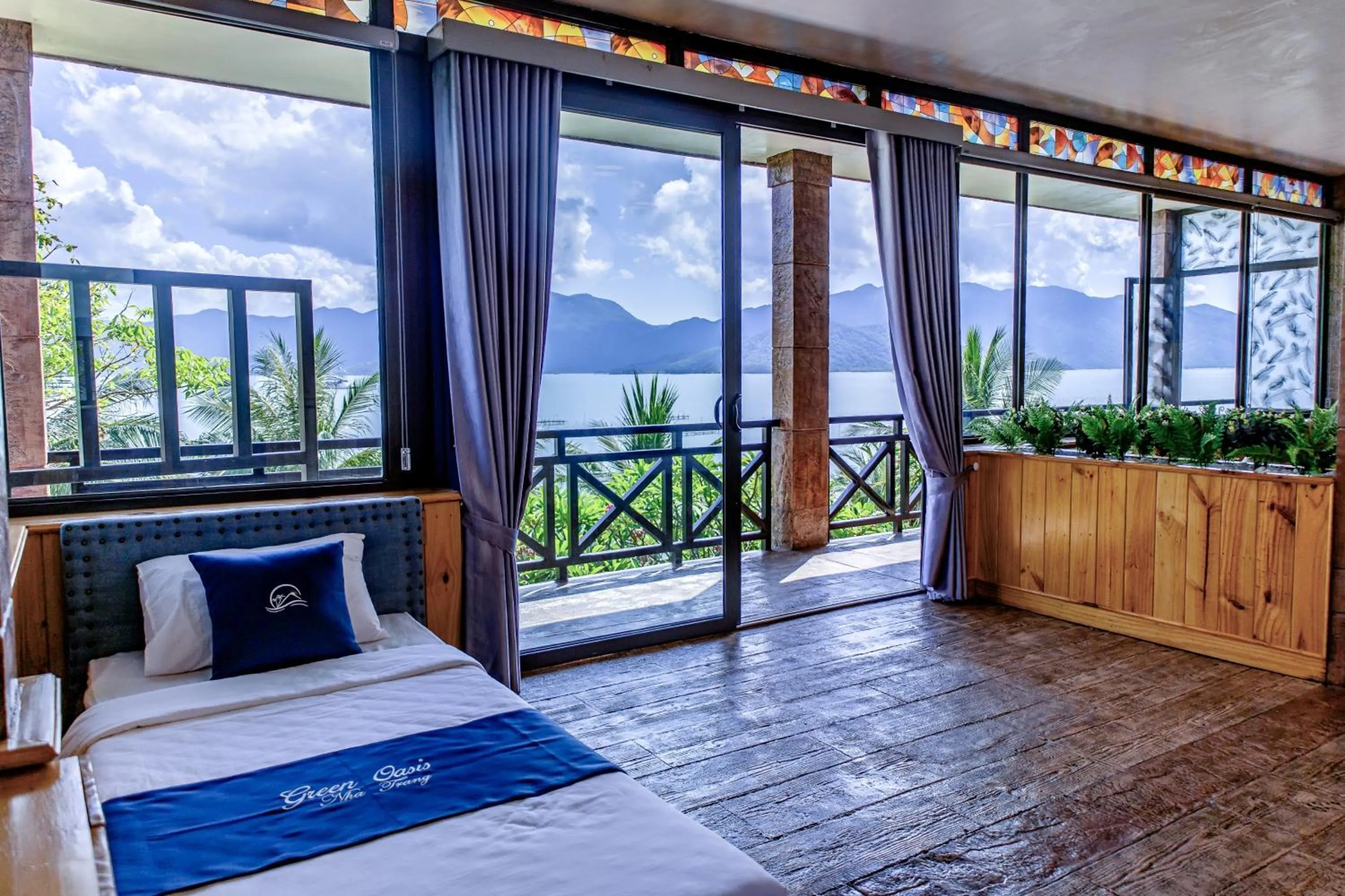 Bed in Green Oasis Nha Trang Resort