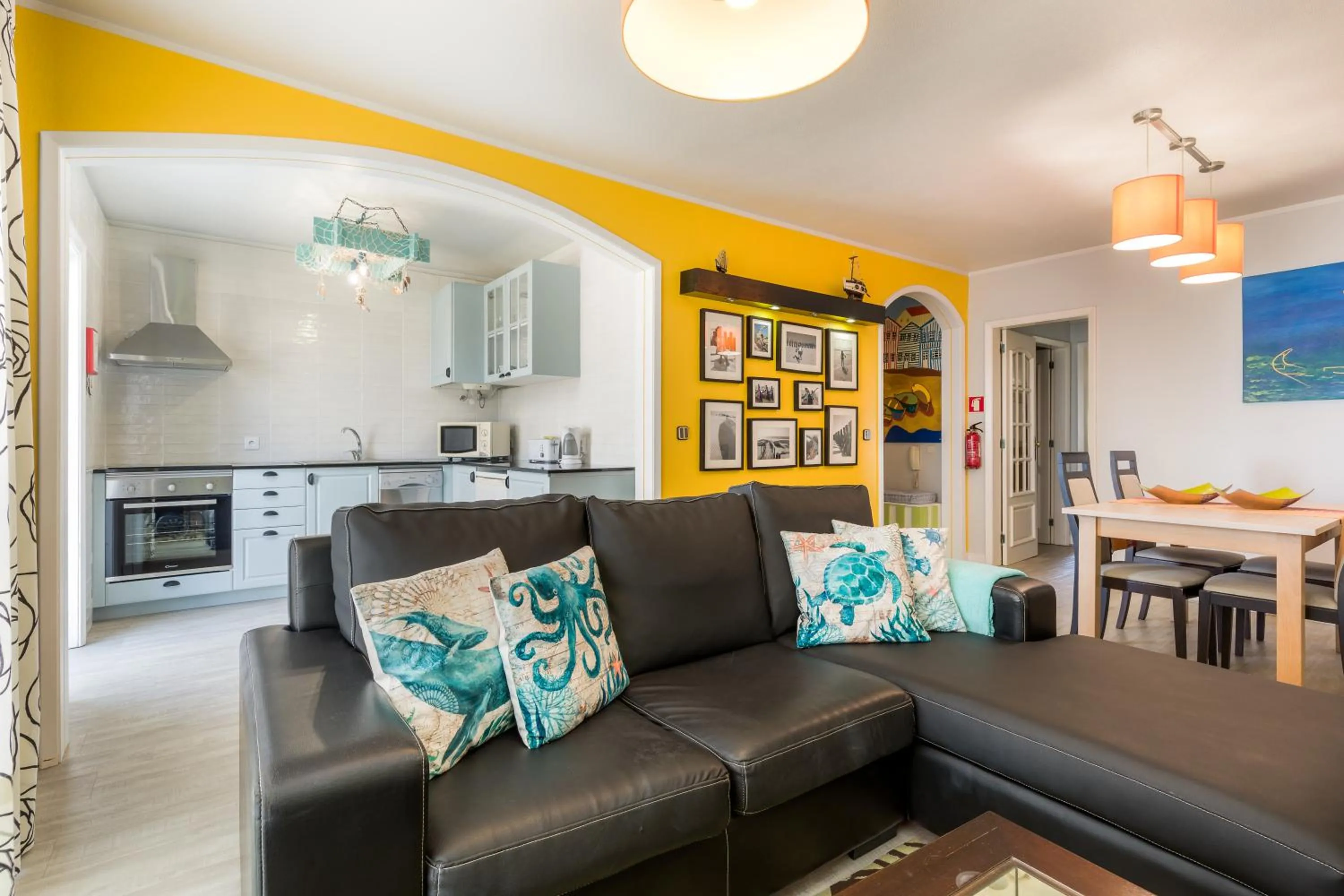 Kitchen or kitchenette in HC Torreira Beach