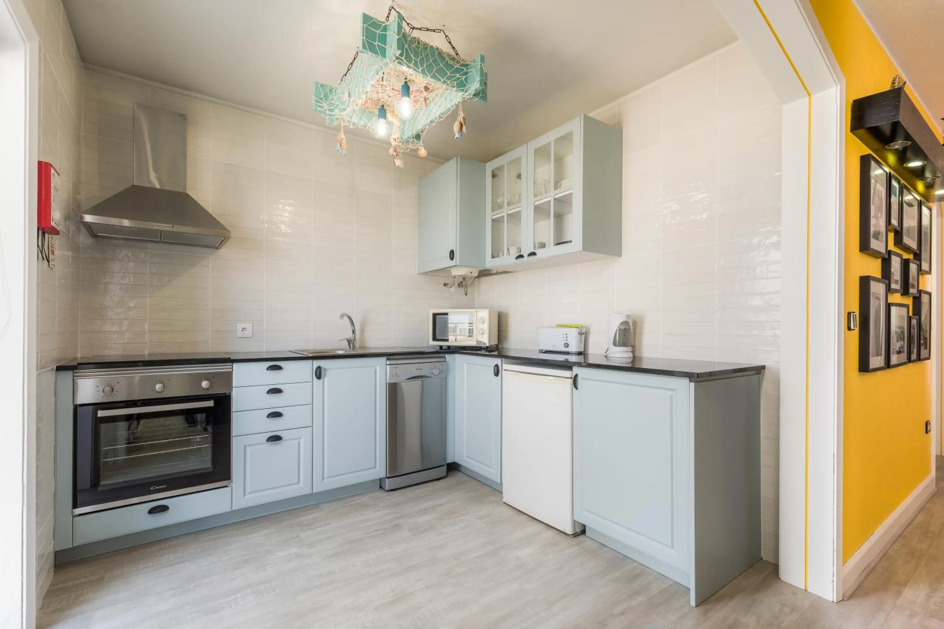 Kitchen or kitchenette in HC Torreira Beach