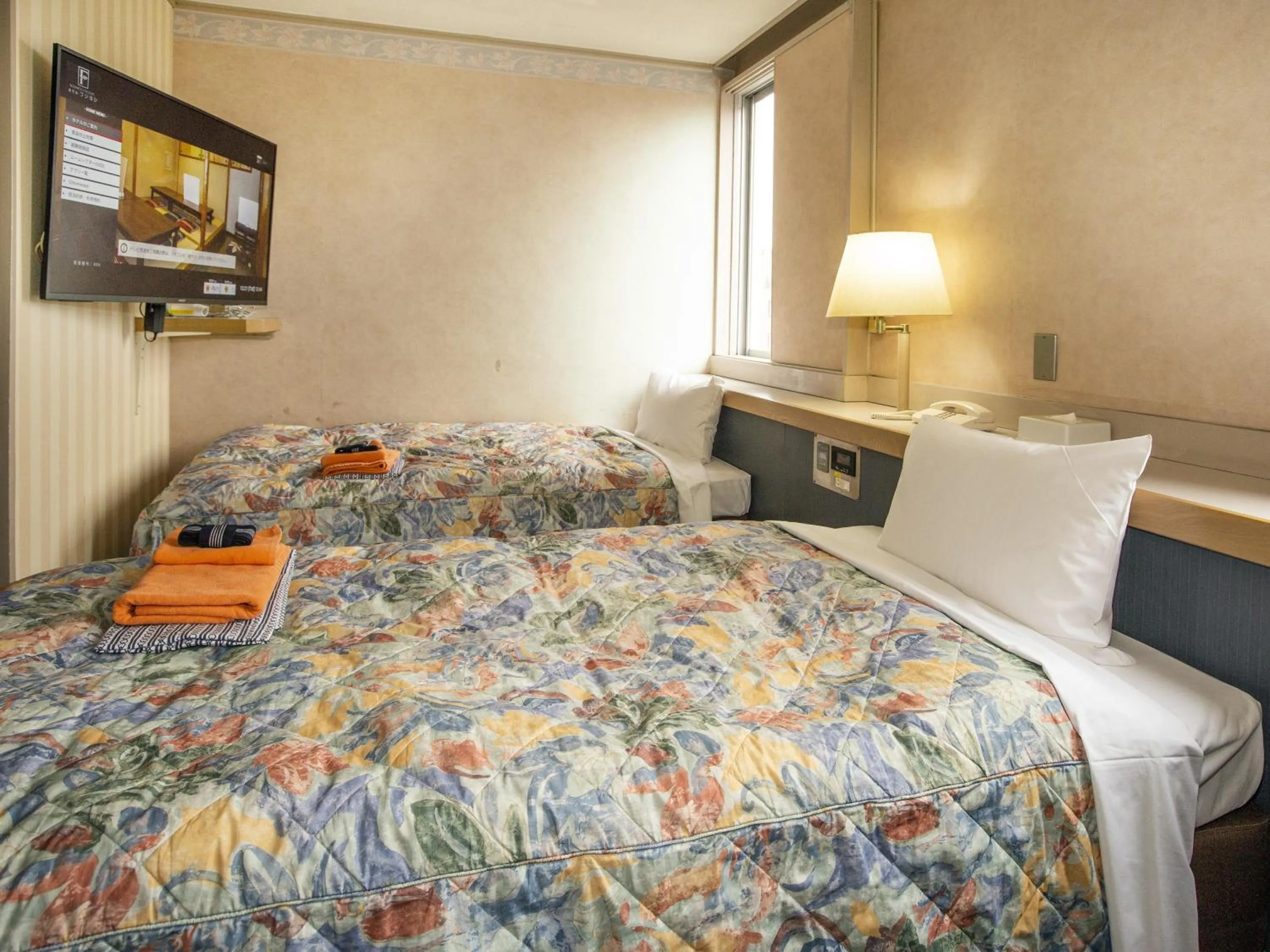 Photo of the whole room, Bed in Hotel Fujiyoshi