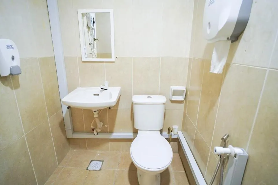 Toilet in B Link Hotel