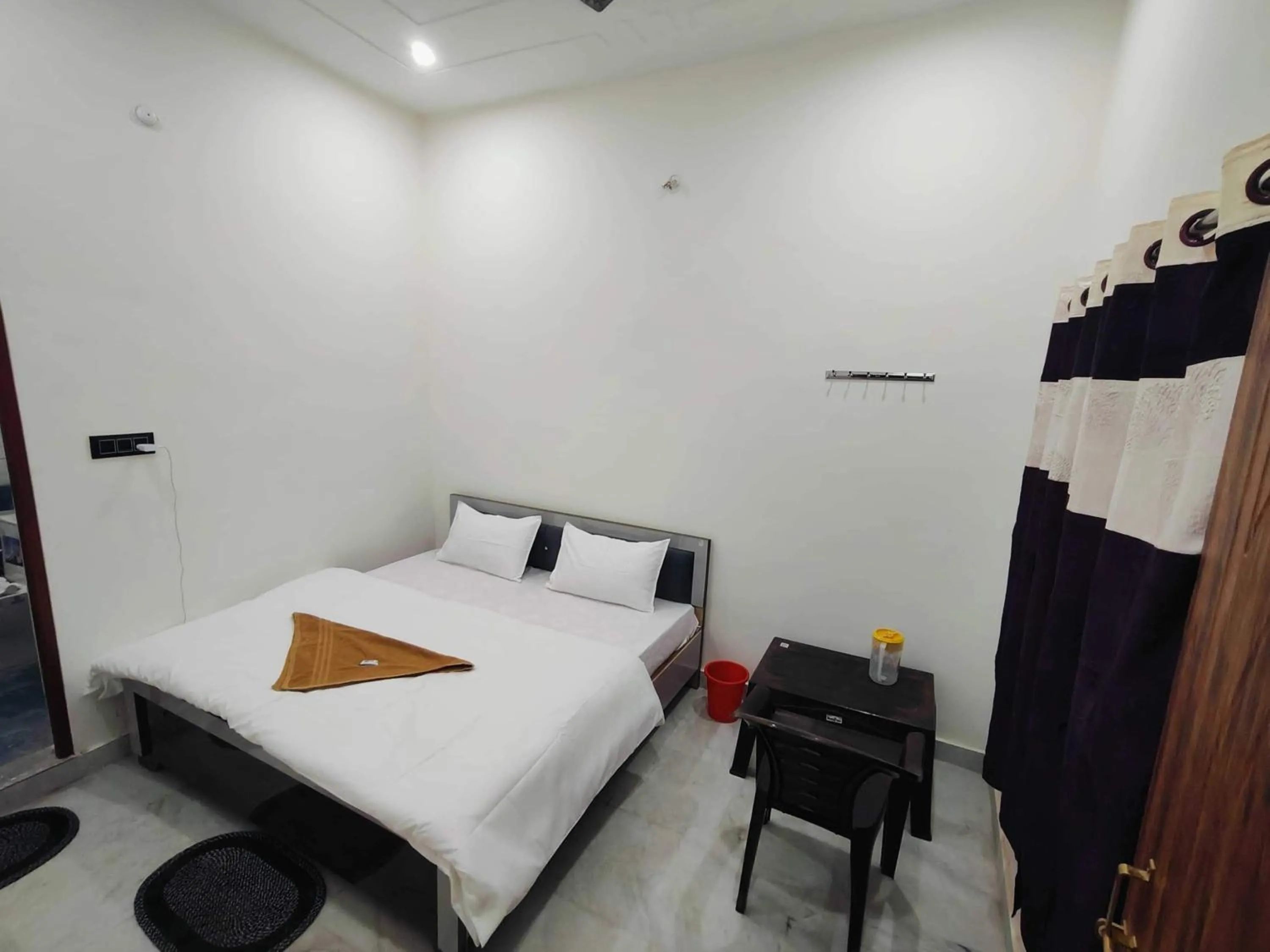 Apartment - single occupancy in Hotel O by OYO Avantika Palace
