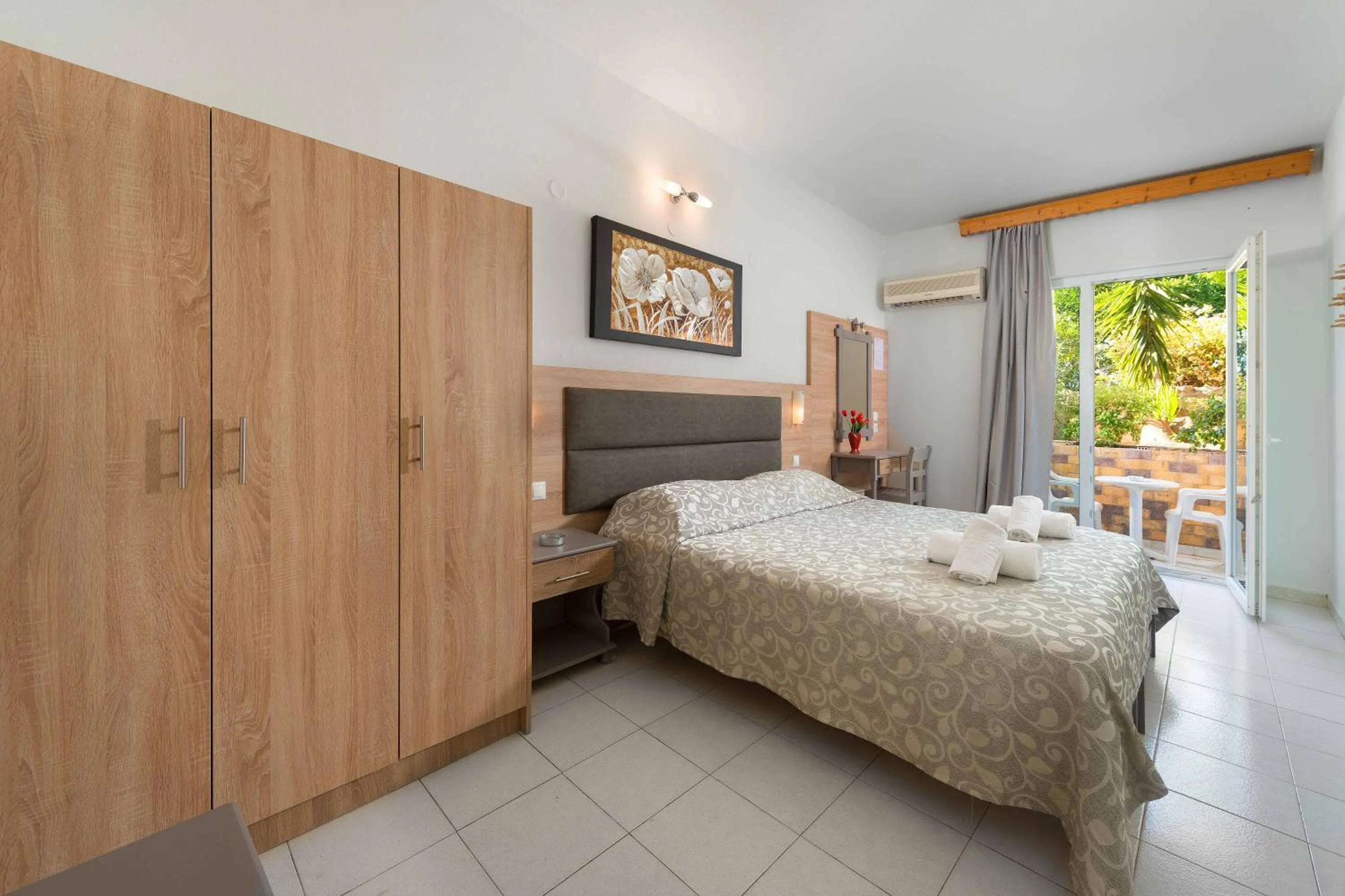 Bedroom, Bed in Melody Studios Faliraki