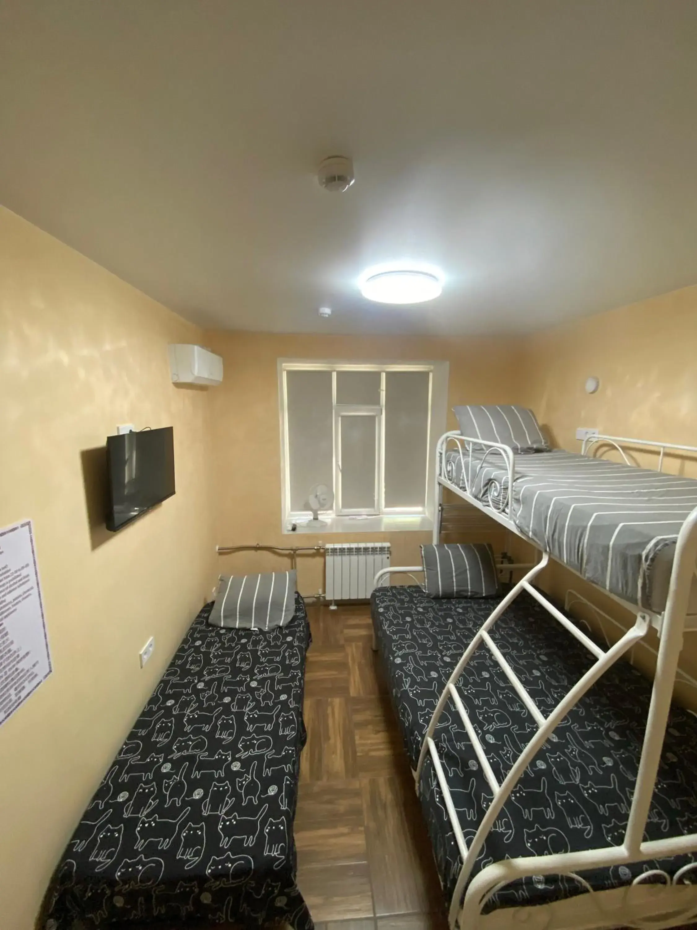 Family Room - single occupancy in Hostel 5 Capsule Rooms & Comfort Rooms Family Room - single occupancy in Hostel 5 Capsule Rooms & Comfort Rooms