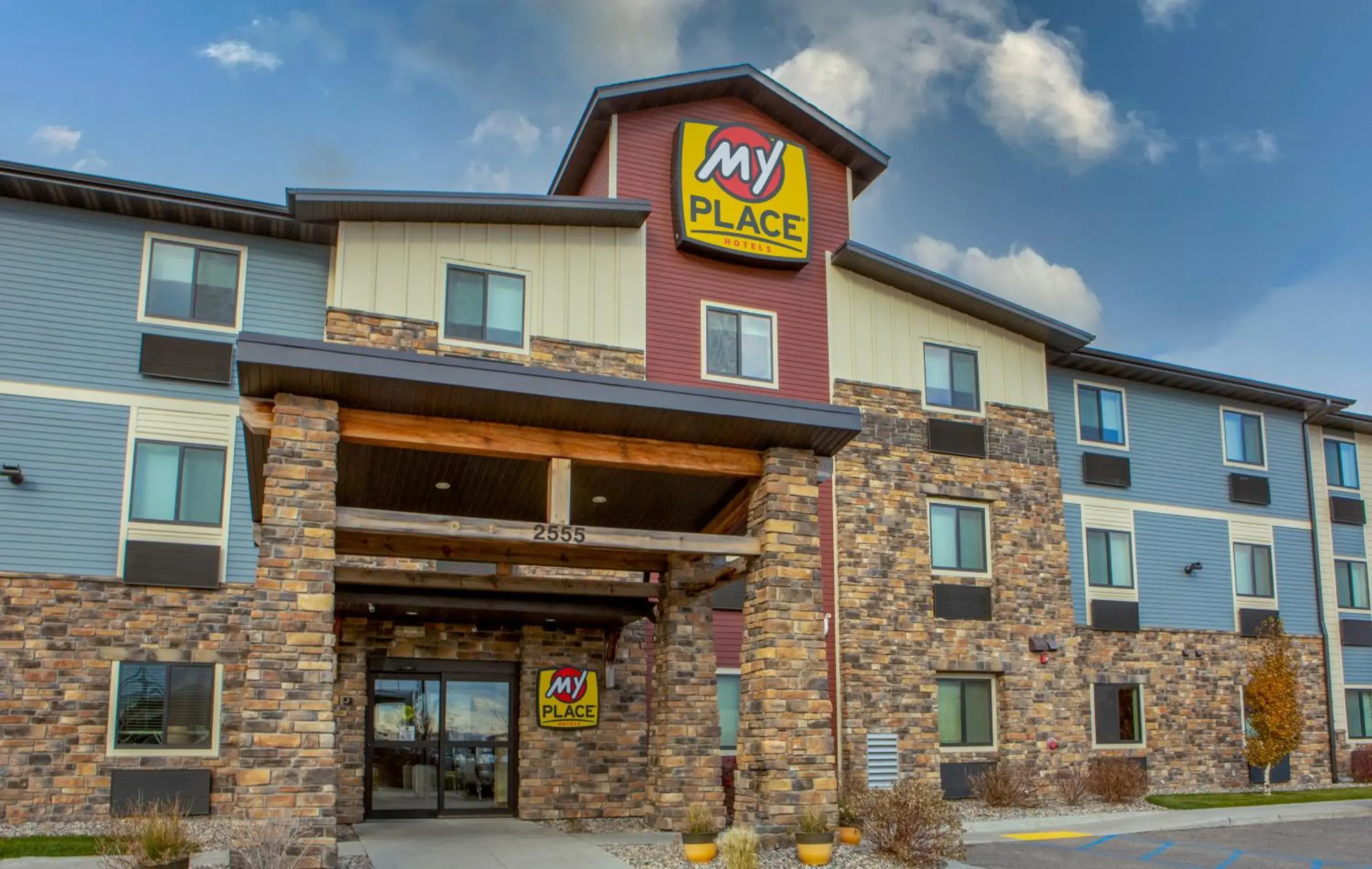 Property building in My Place Hotel-Fargo, ND Property building in My Place Hotel-Fargo, ND