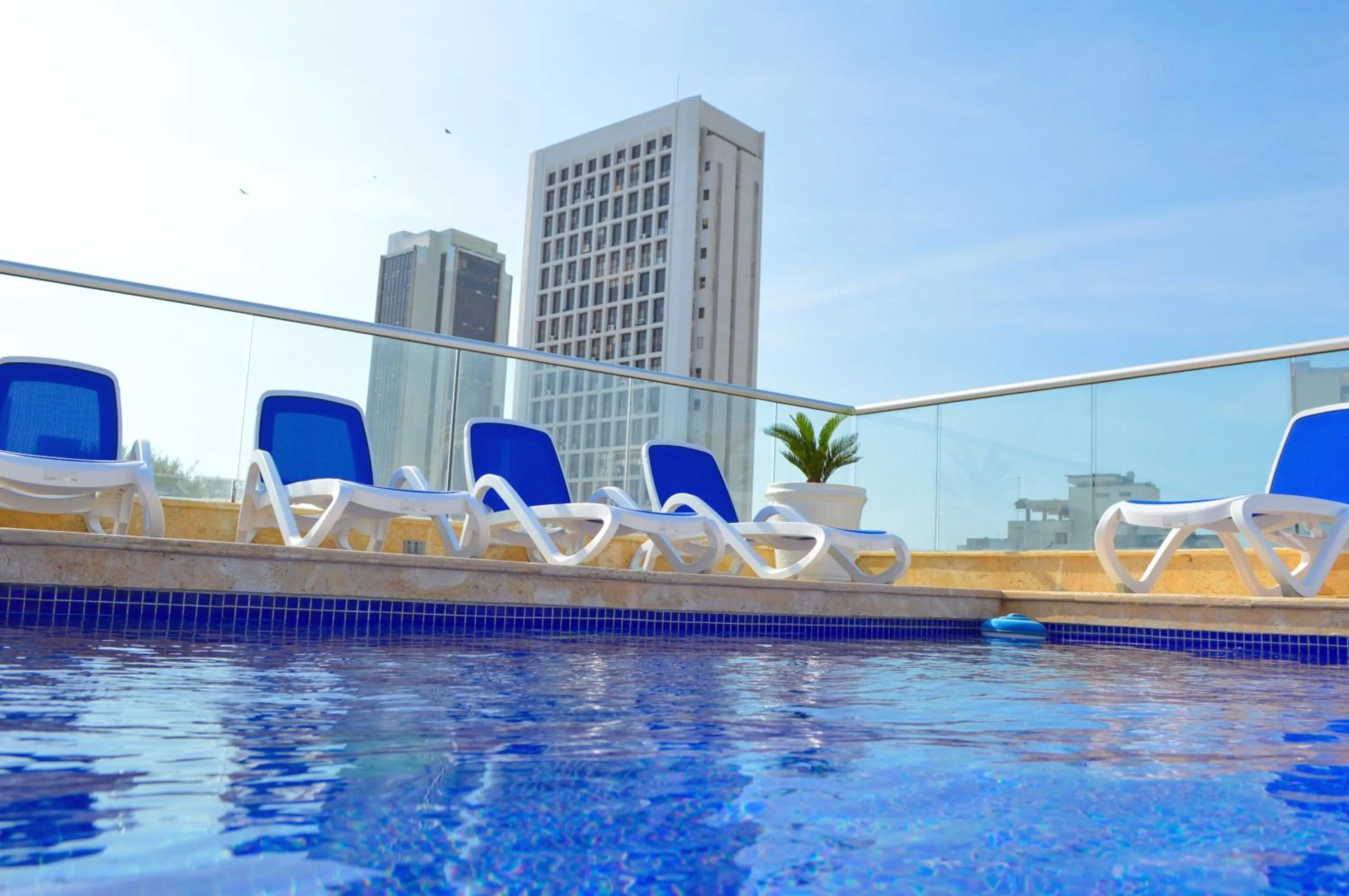 Swimming pool in Hotel Boutique La Artilleria