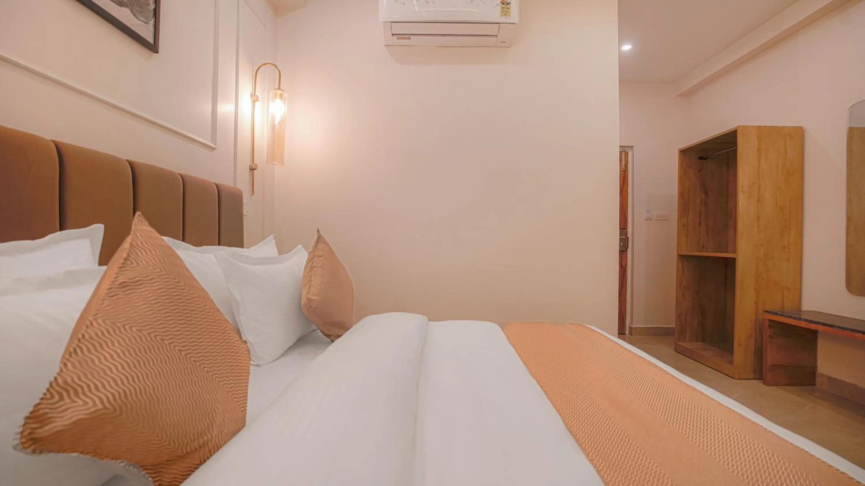 Bedroom, Bed in Perfectstayz Premium Varanasi