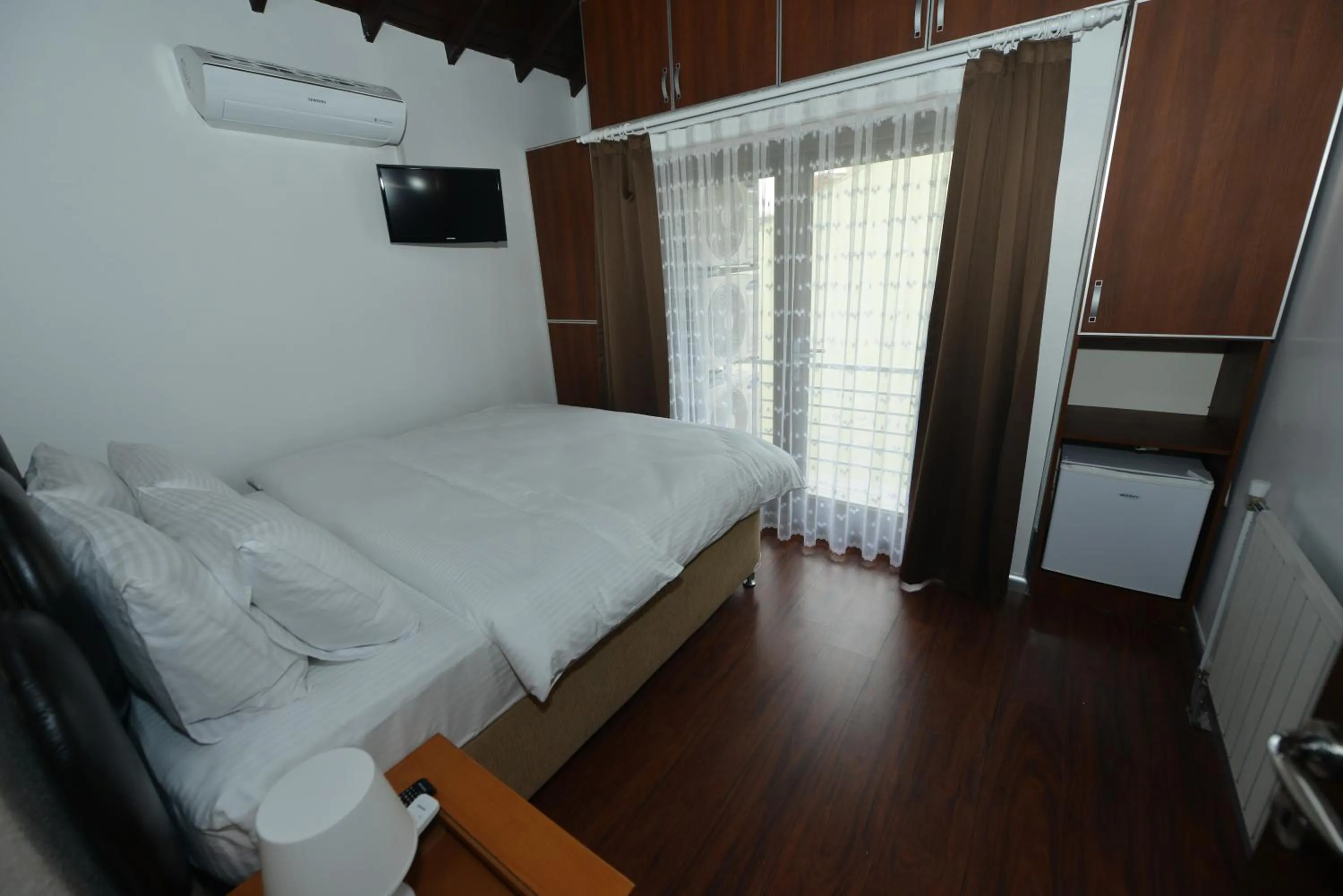 Bed in Dardanos Pension