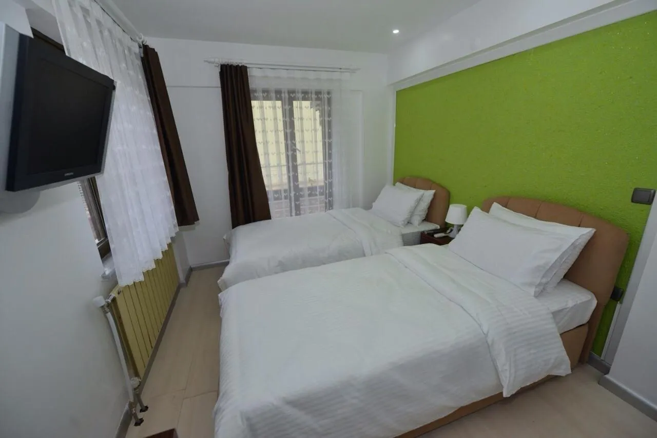 Bed in Dardanos Pension