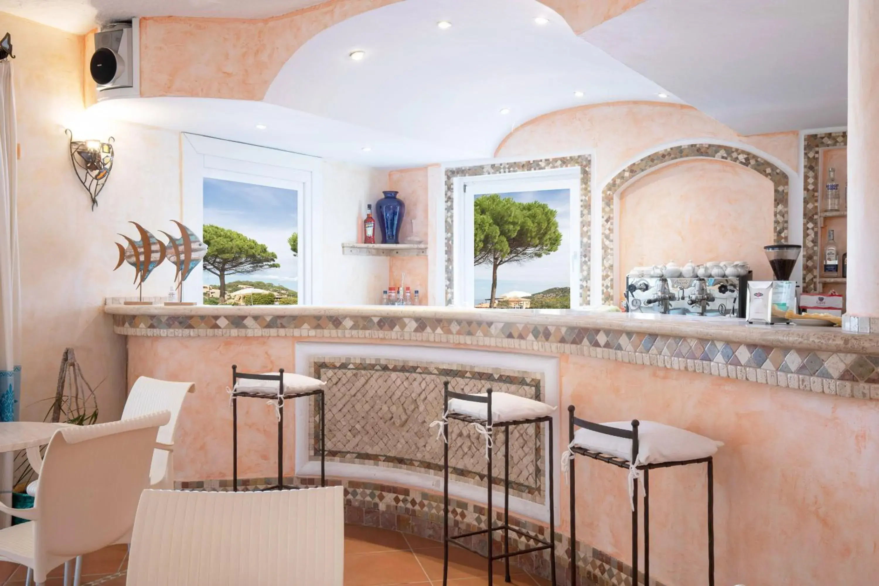 Lounge or bar in HOTIDAY Room Collection - Baja Sardinia Lounge or bar in HOTIDAY Room Collection - Baja Sardinia