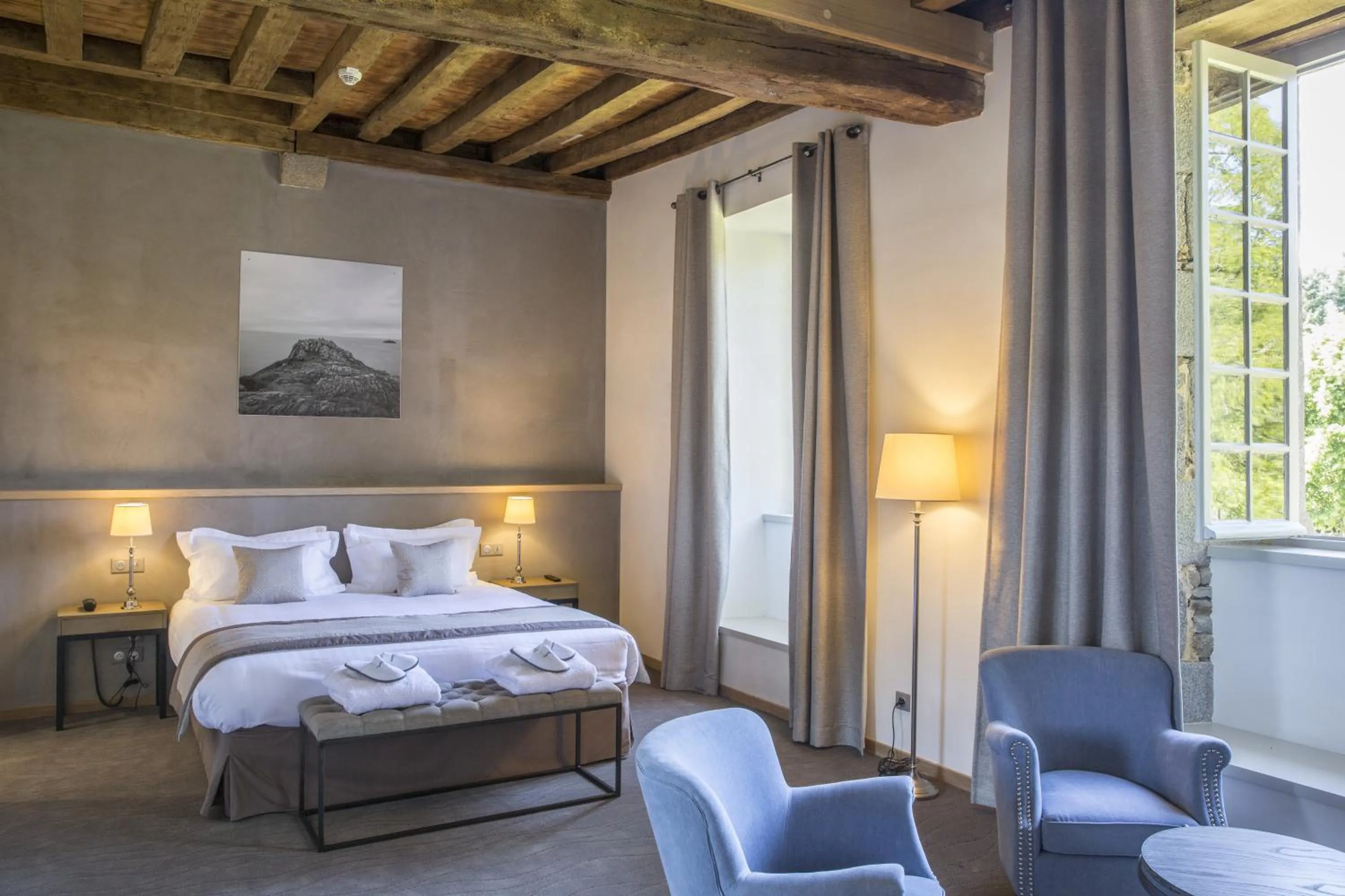 Bedroom, Bed in Hotel de L'Abbaye Le Tronchet - Handwritten Collection