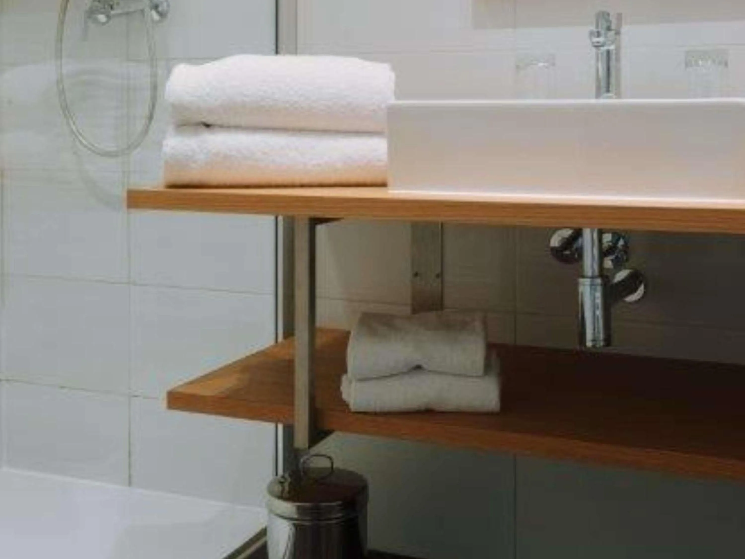 Bedroom in Hotel de L'Abbaye Le Tronchet - Handwritten Collection